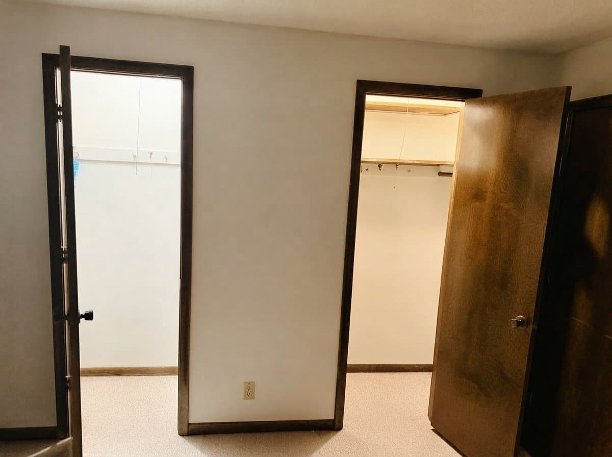 Omaha House: 1524 S 143rd St.