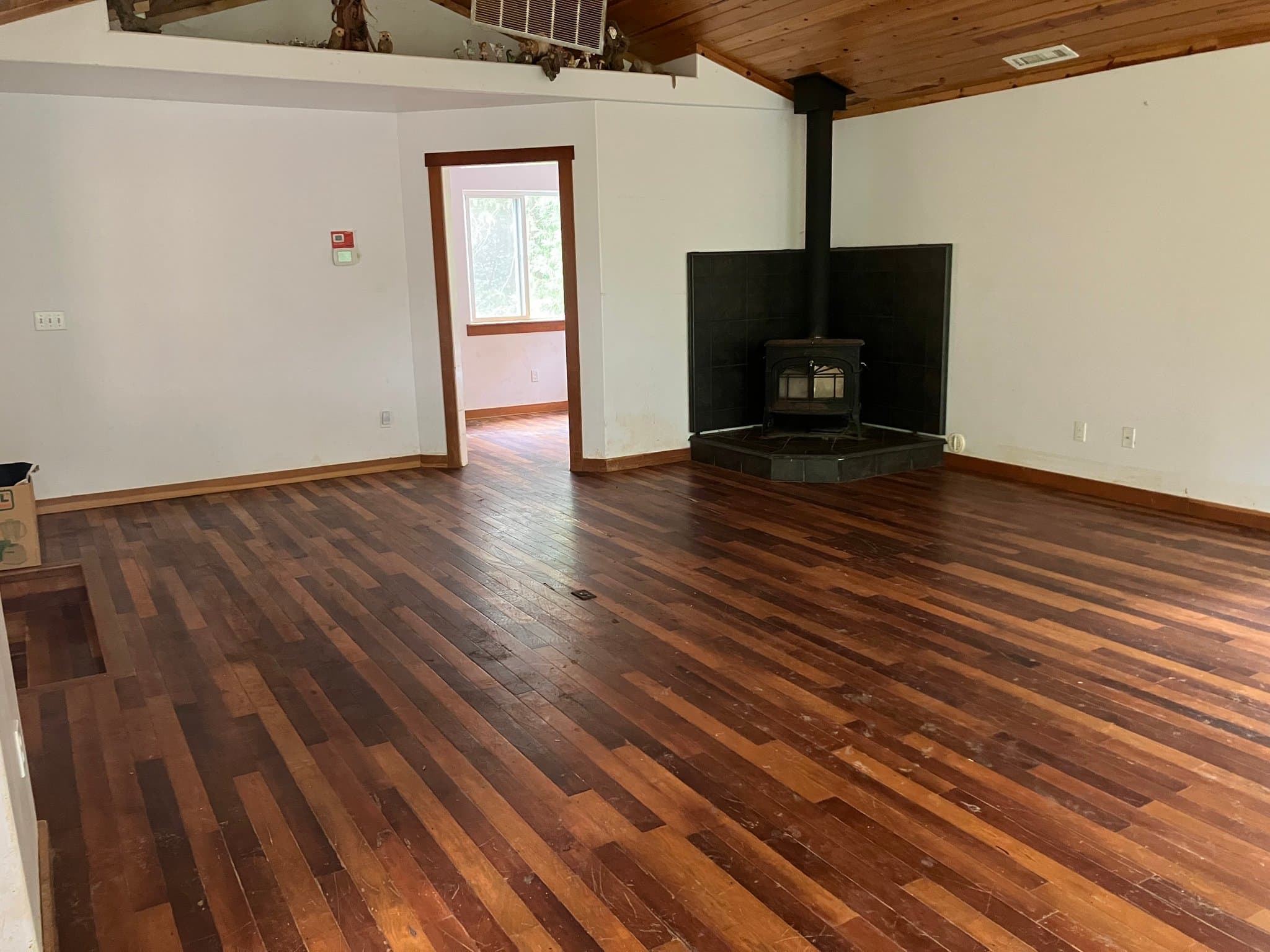Wilderville House: 10901 Redwood Hwy