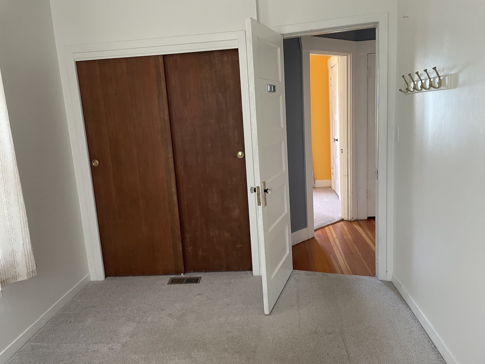 Portland House: 3331 N Farragut St.