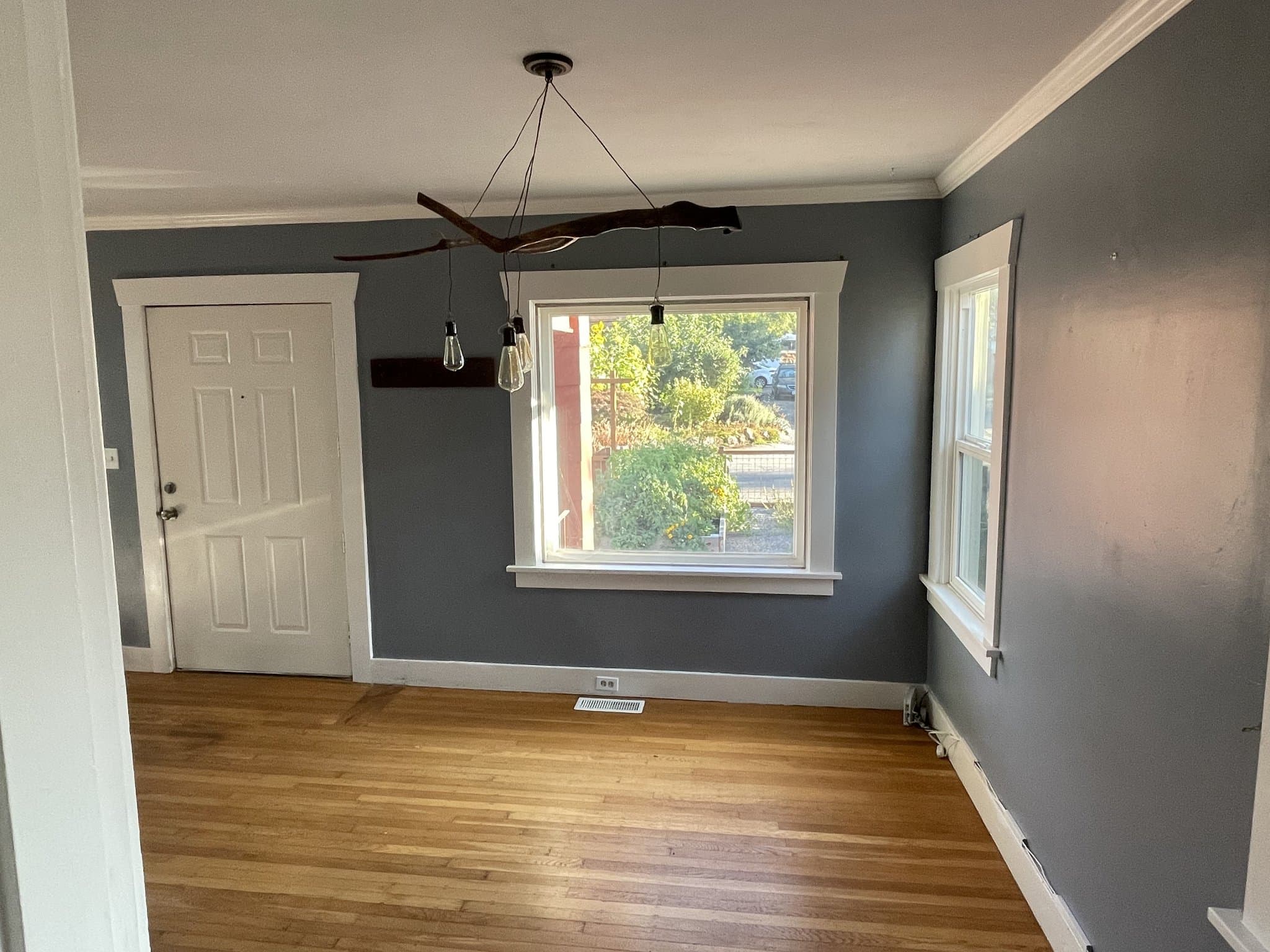 Portland House: 3331 N Farragut St.