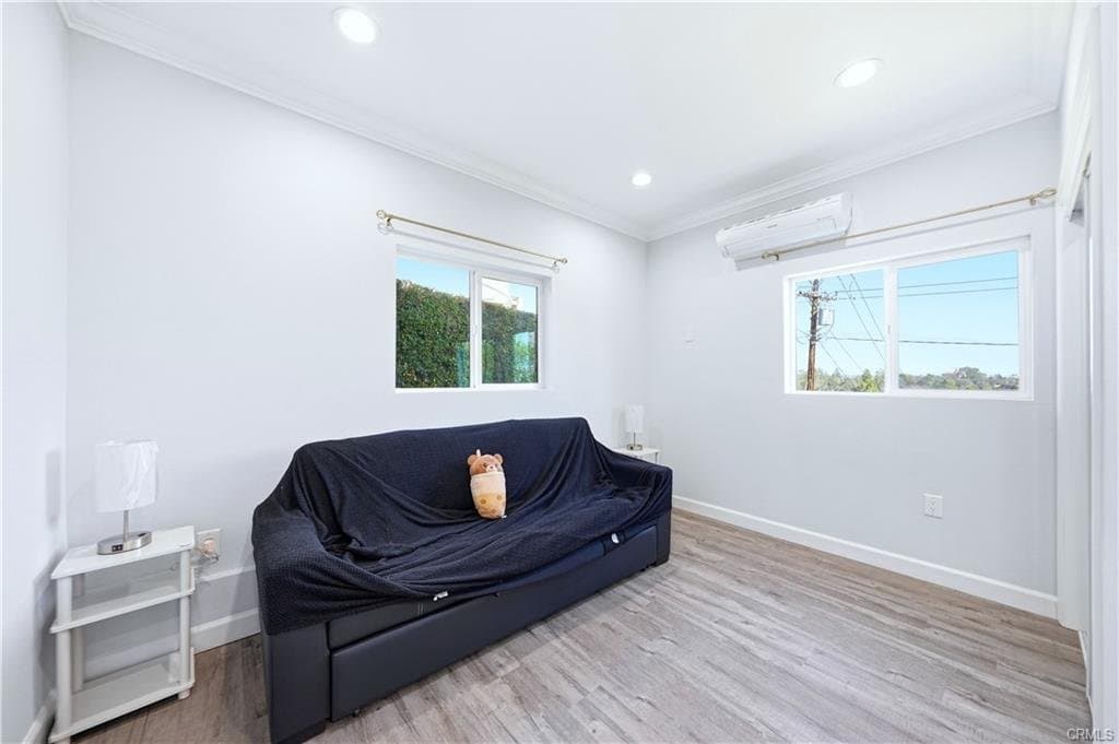 Pasadena Townhome: 332 Anita Dr