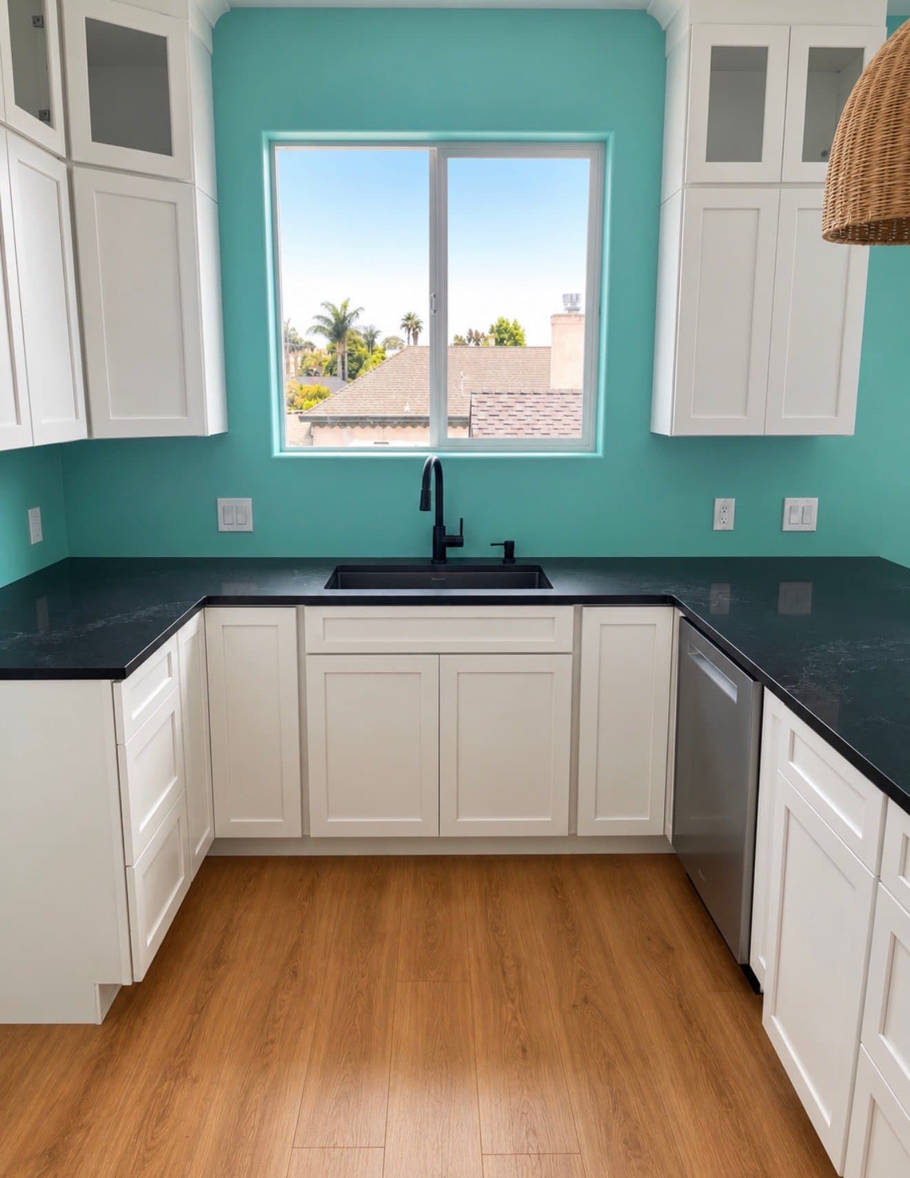 Arroyo Grande House: 205 S Mason St