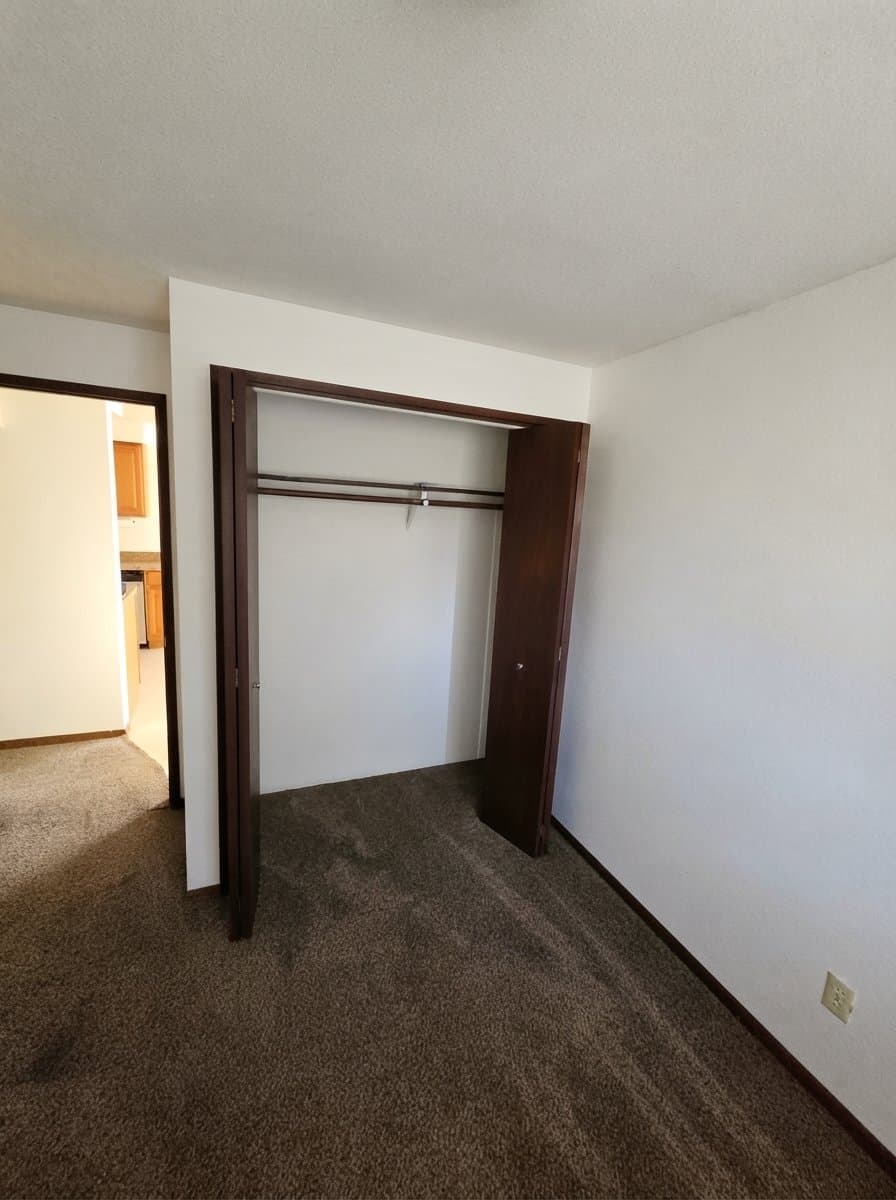 Willamina Multiplex: 230 SW Maple St