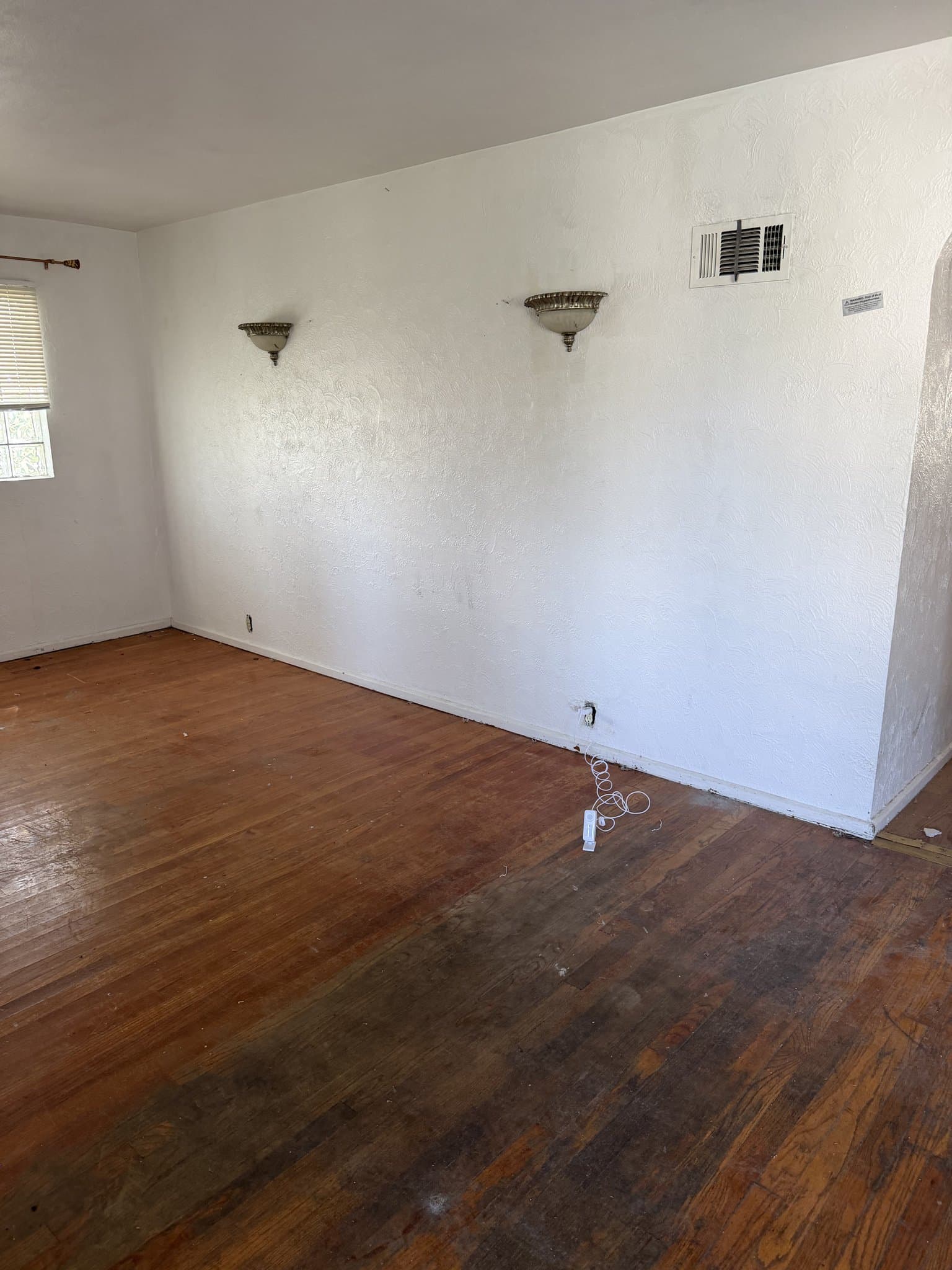 East St Louis House: 225 N 63rd St.
