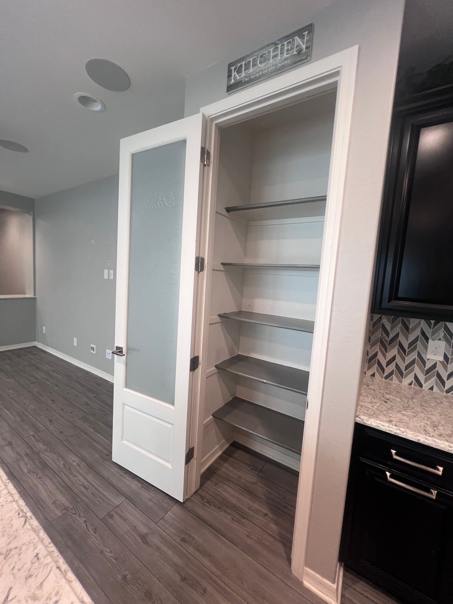 Gilbert House: 4123 E JONES ST