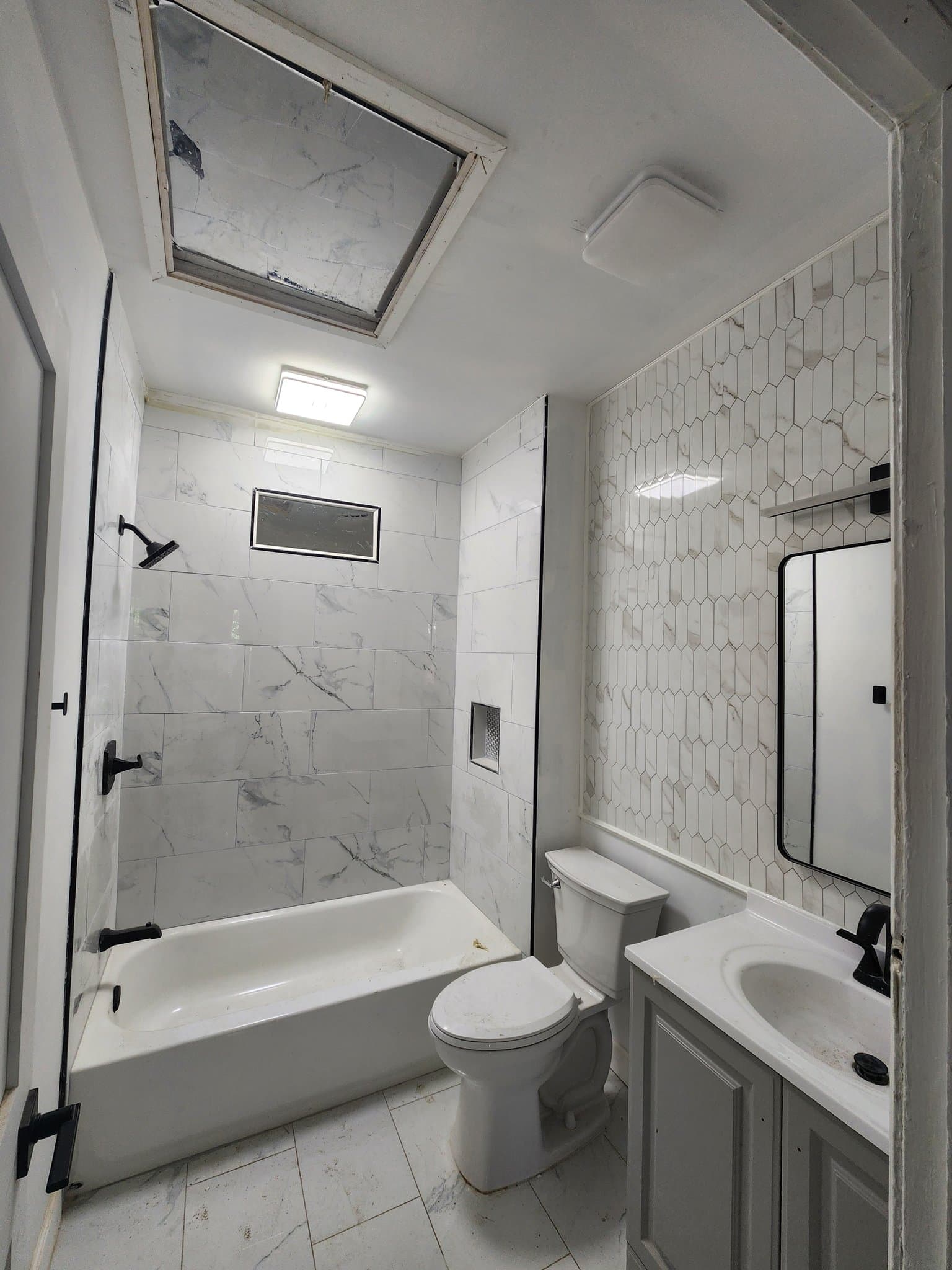 Washington House: 1223 Staples Street NE