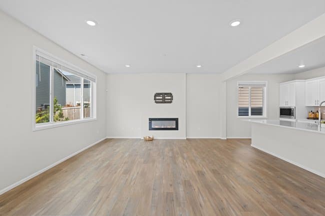 Bothell House: 20908 42nd Dr SE