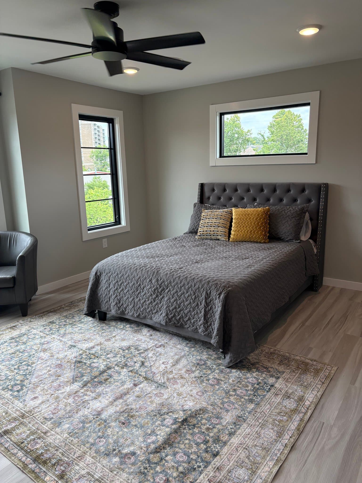 Bristol Townhome: 577 English St