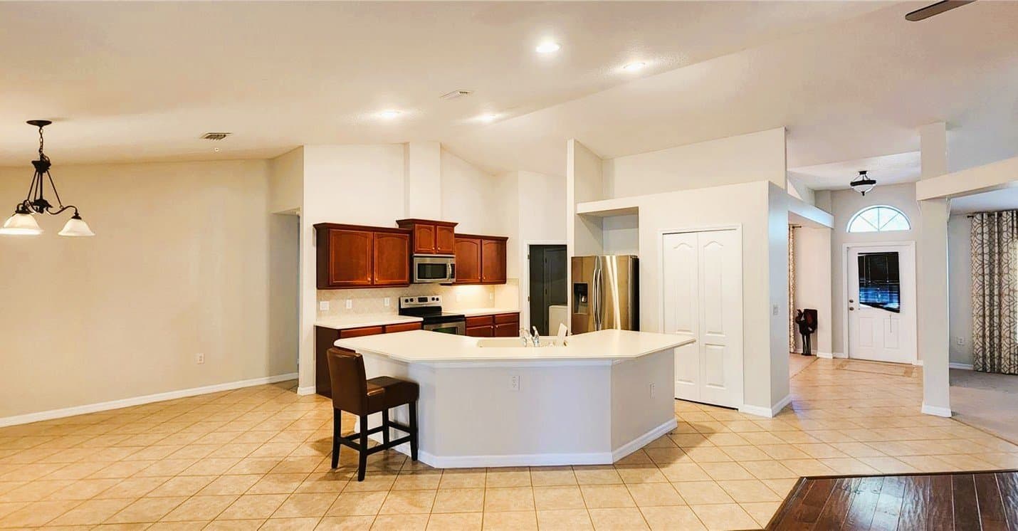 Orange City House: 1134 IVEY LAKE DR