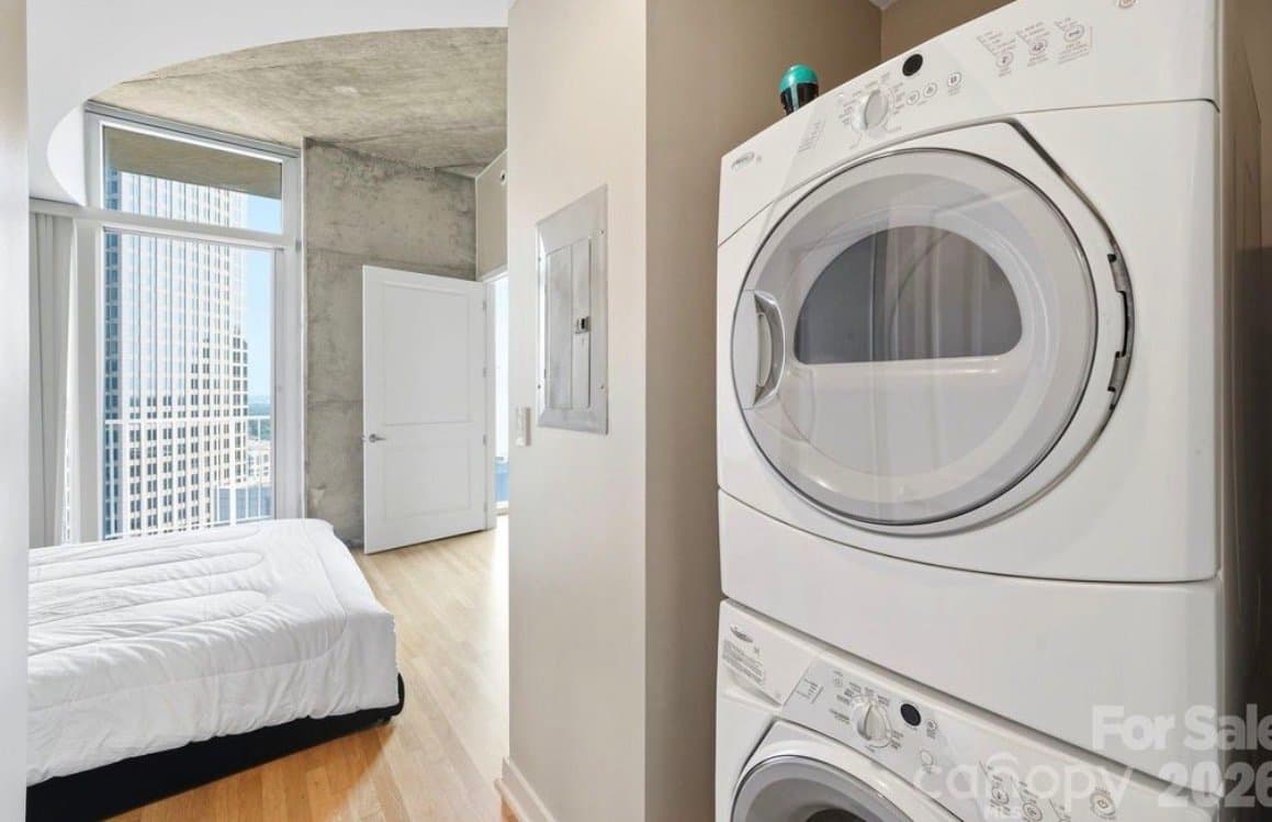 Charlotte Condo: 210 N church St