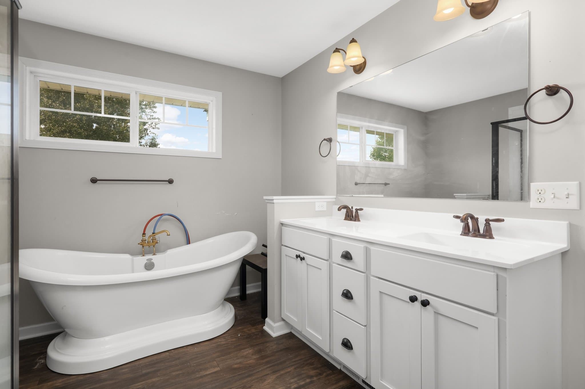 Forest Lake House: 7790 244th St