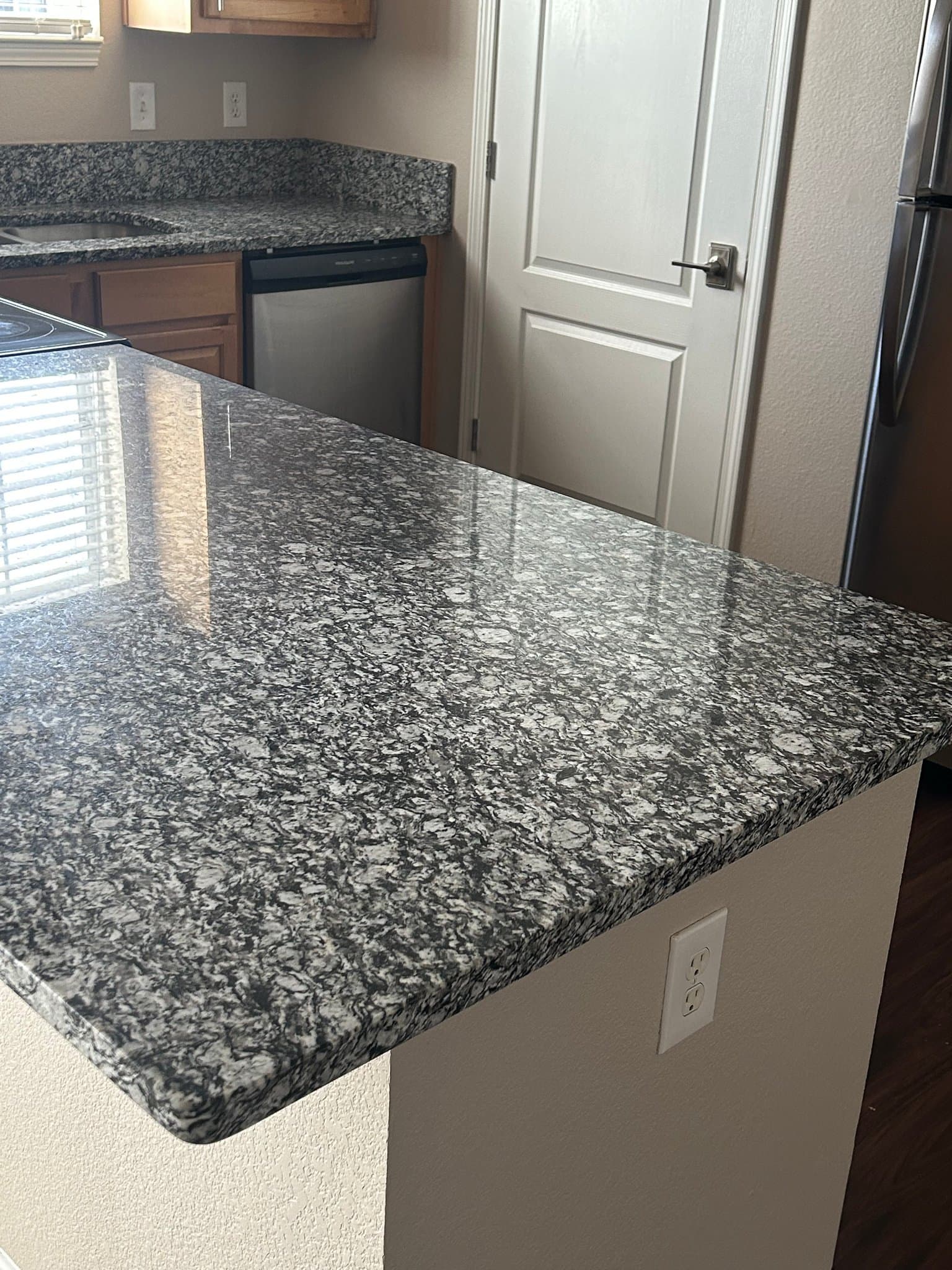 Carmel Condo: 12833 Tradd Street