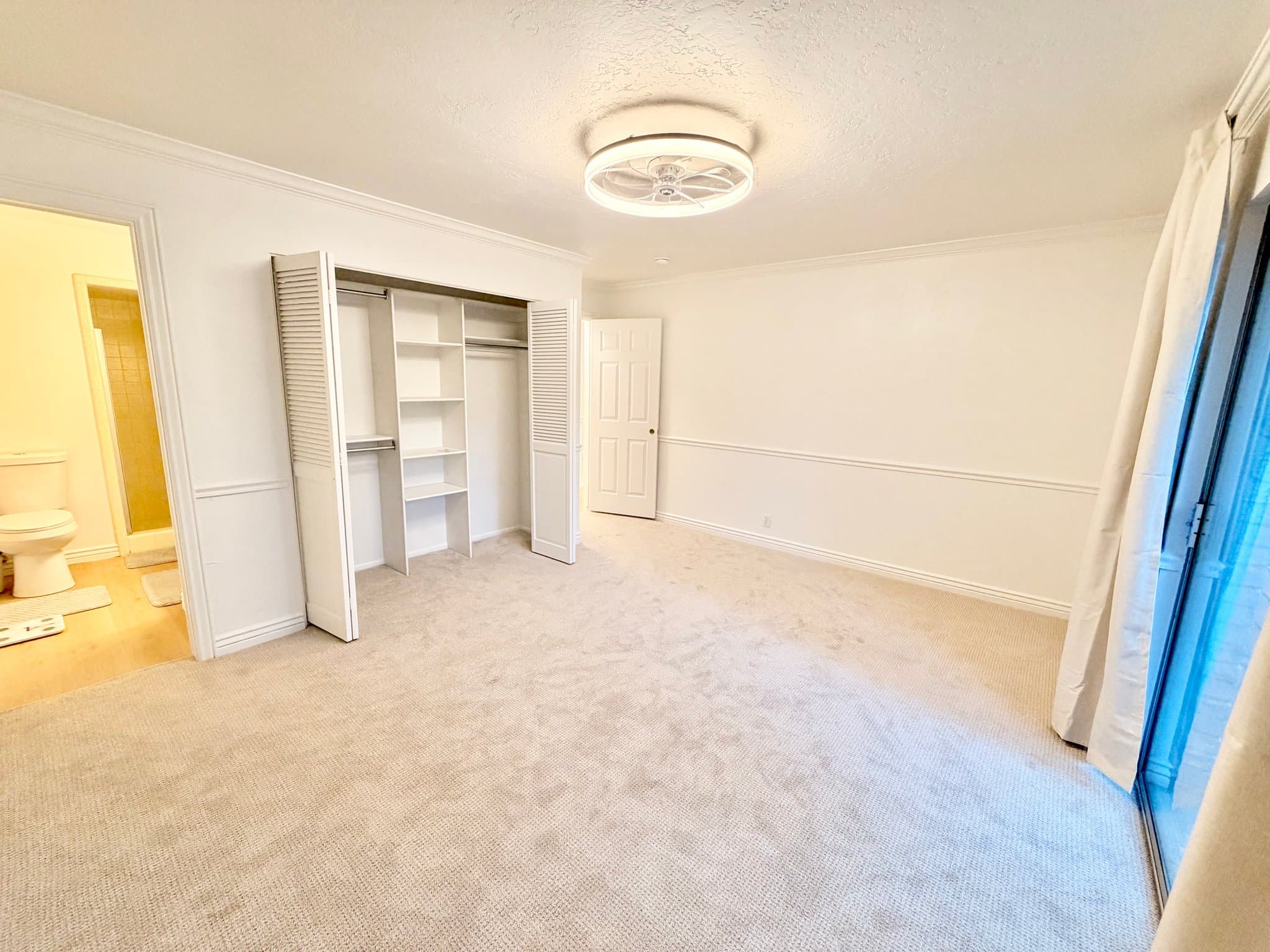 Sandy Single Room: 1780 Julho St
