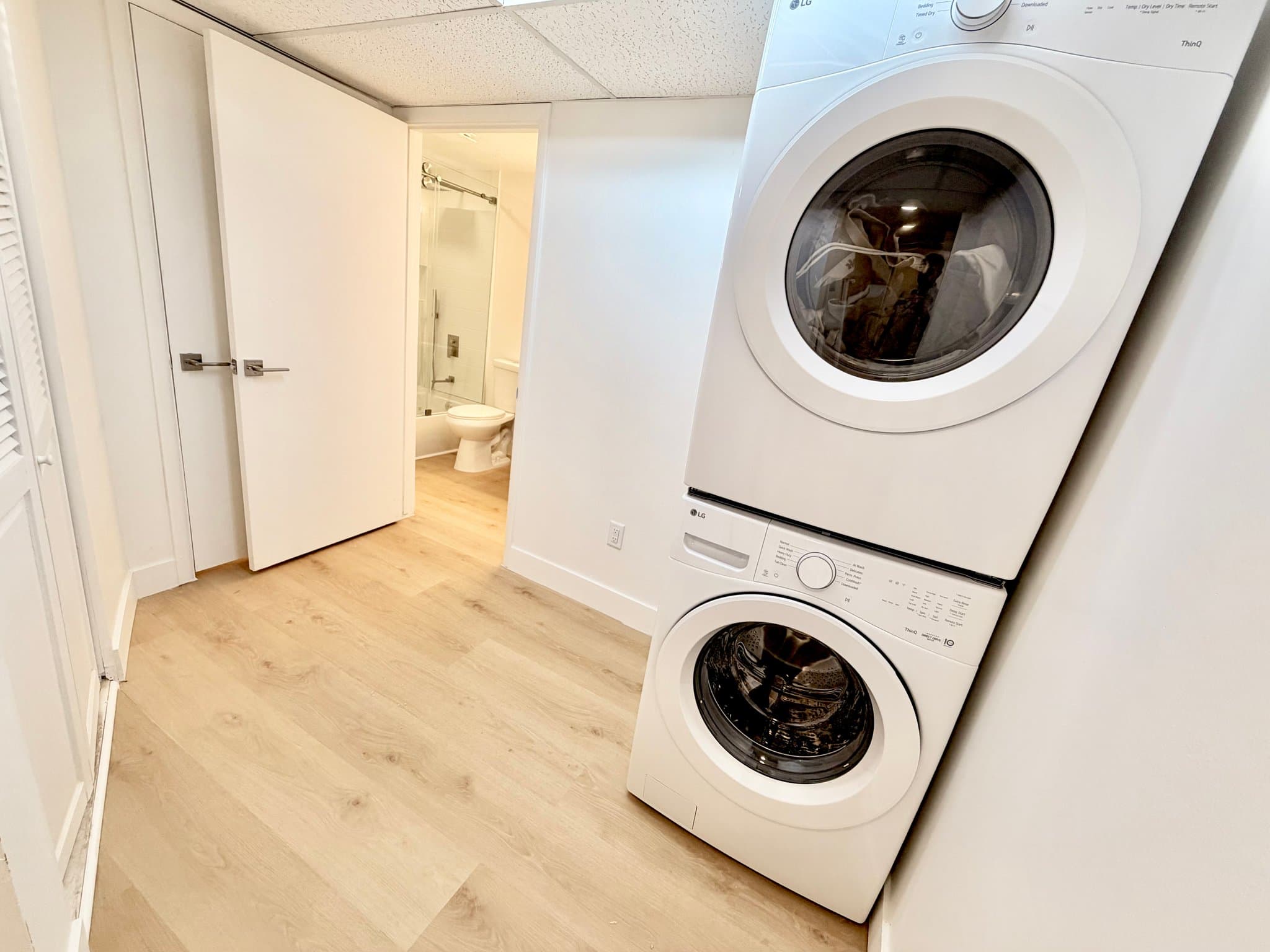 Sandy Single Room: 1780 Julho St