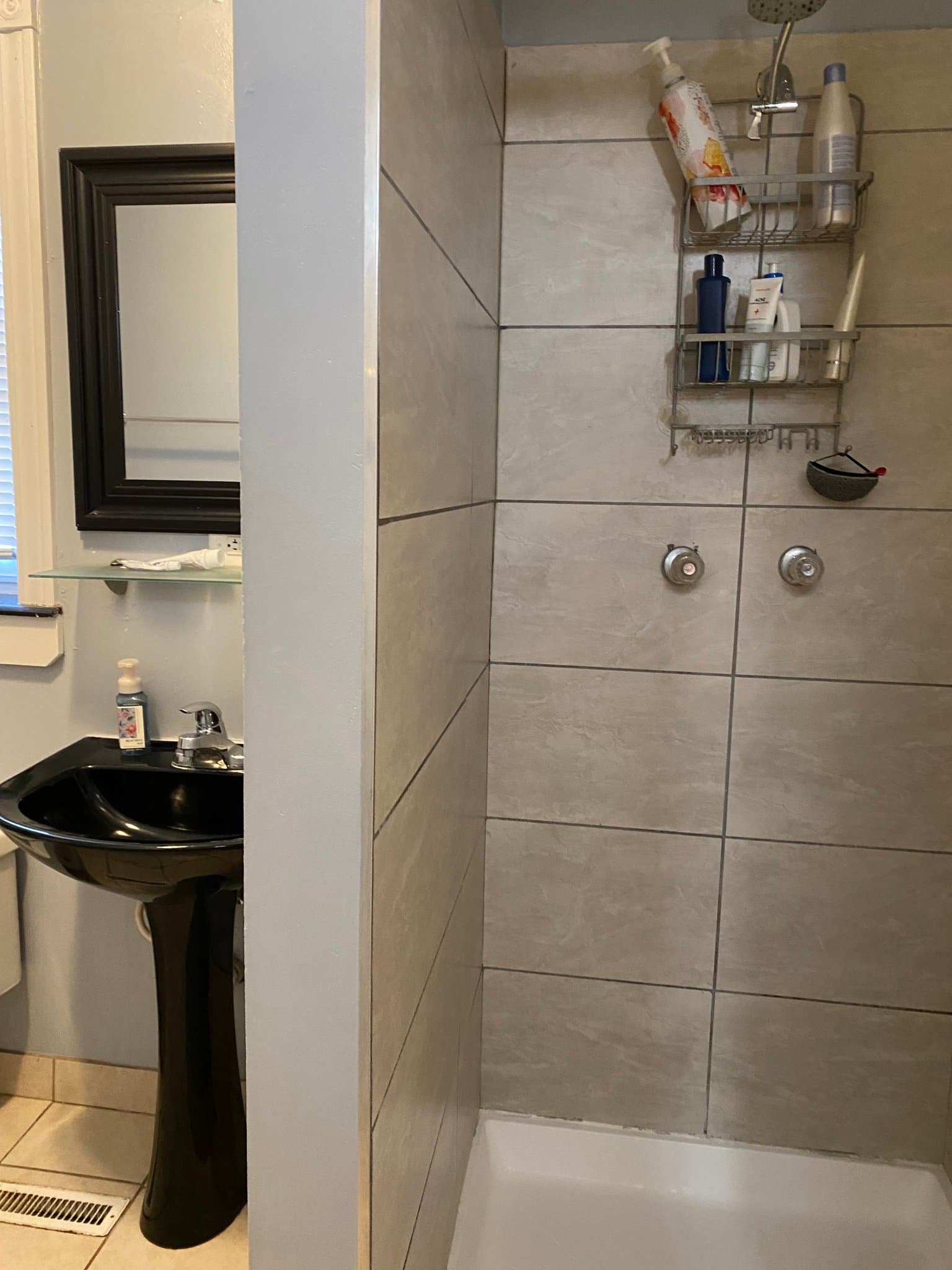 Chicago Condo: 2954 S Haynes Ct