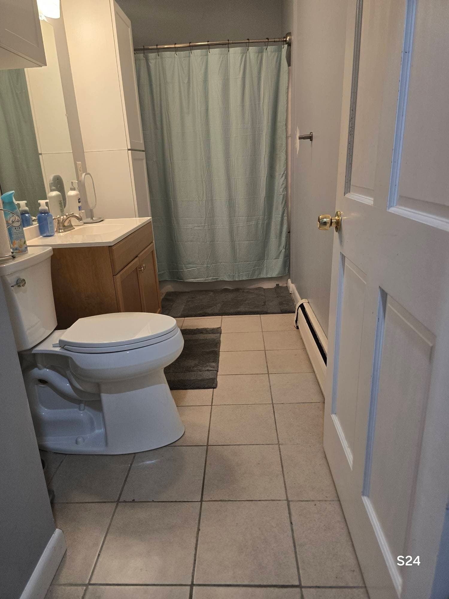 Worcester Single Room: 24 Suffield Street