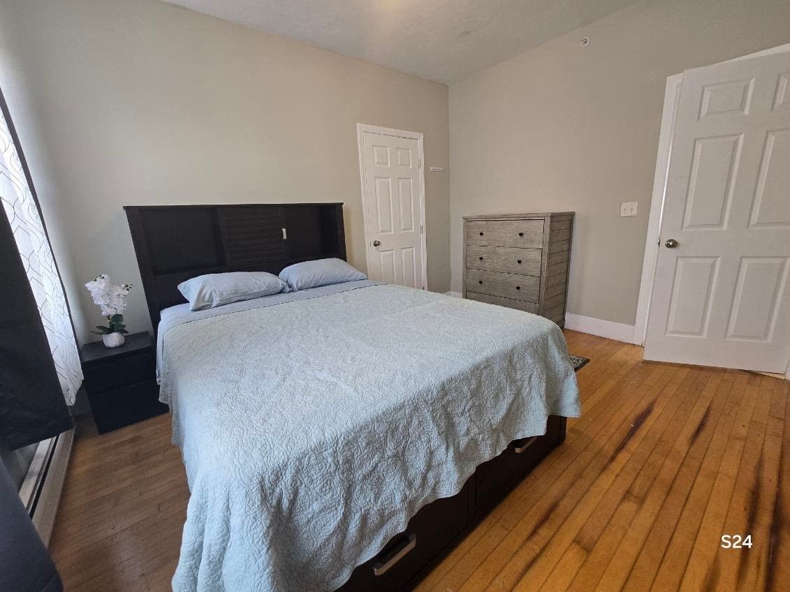 Worcester Single Room: 24 Suffield Street