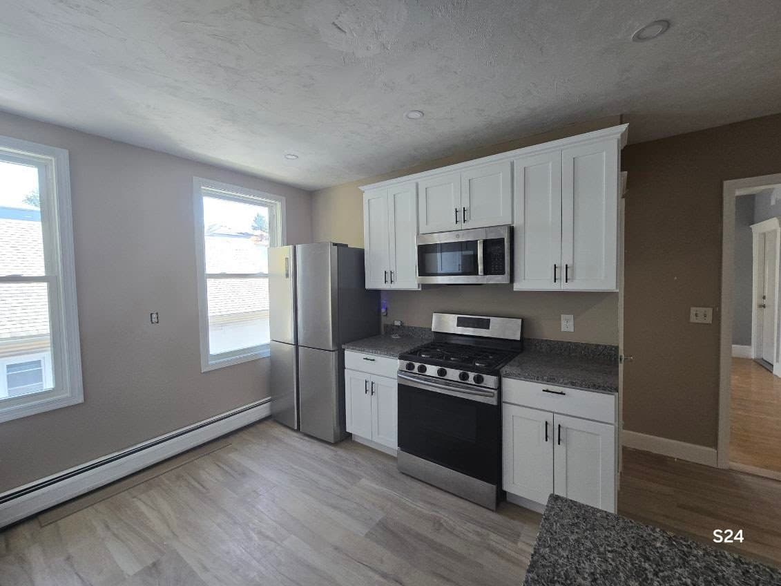 Worcester Single Room: 24 Suffield Street