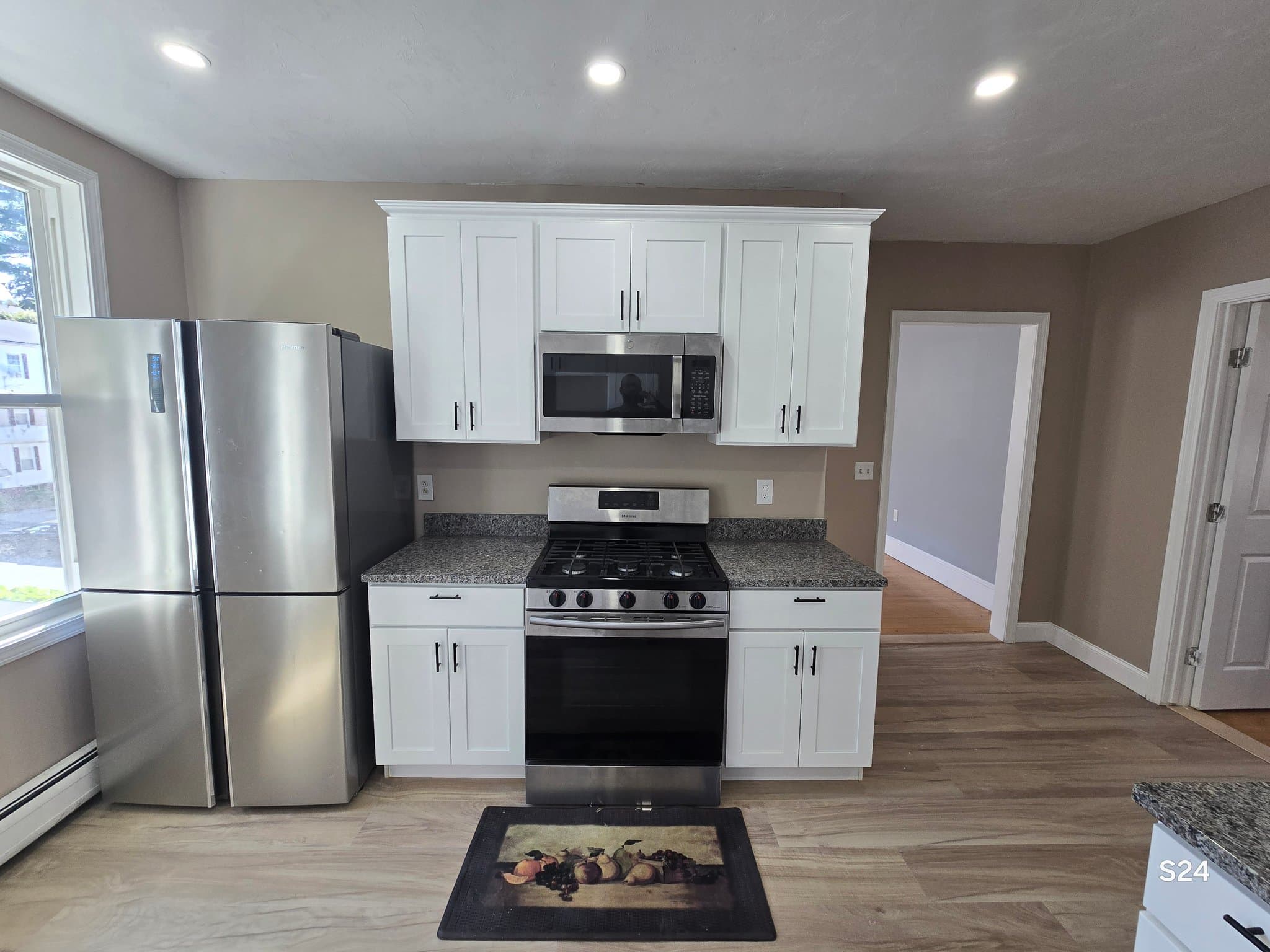 Worcester Single Room: 24 Suffield Street