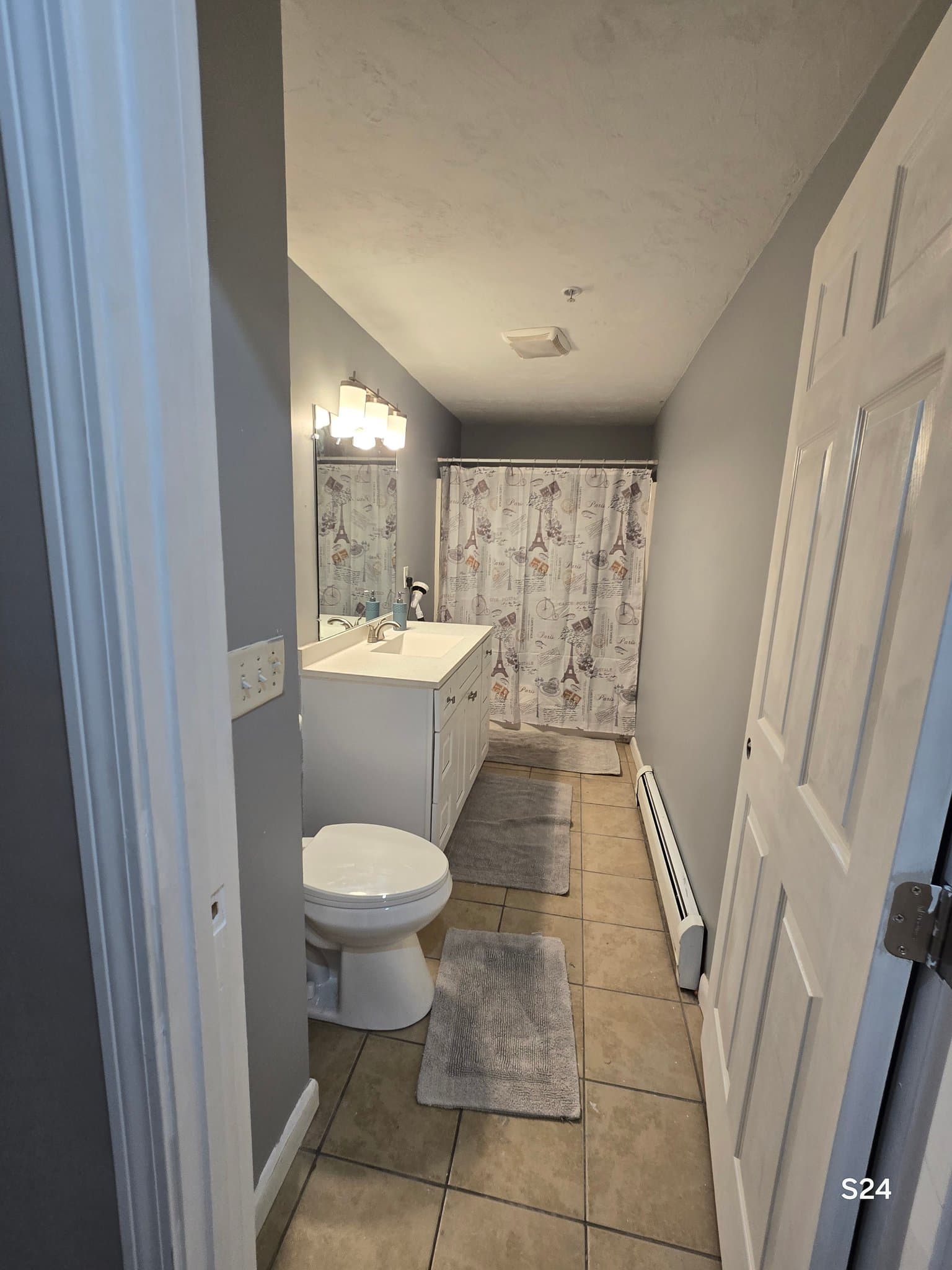 Worcester Single Room: 24 Suffield Street