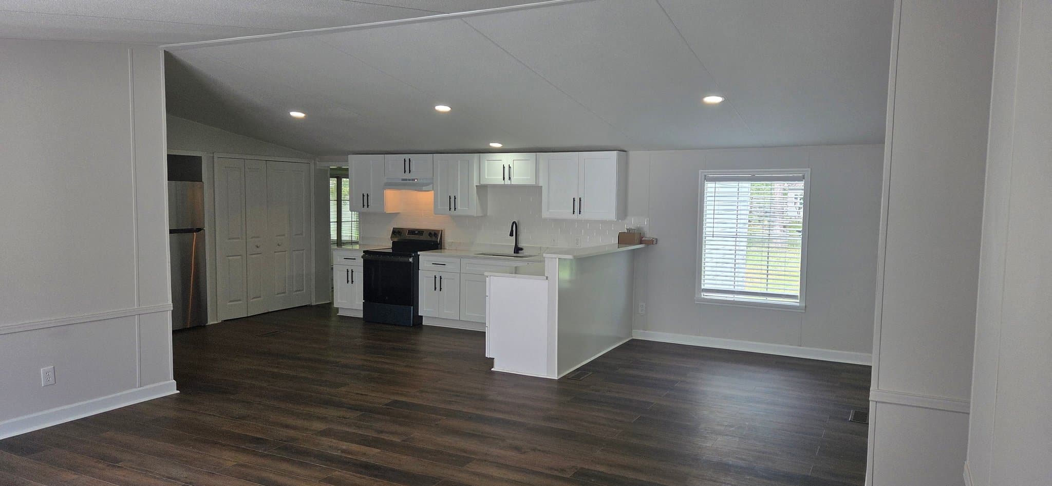 Ludowici House: 93 Huckaberry Ln NE