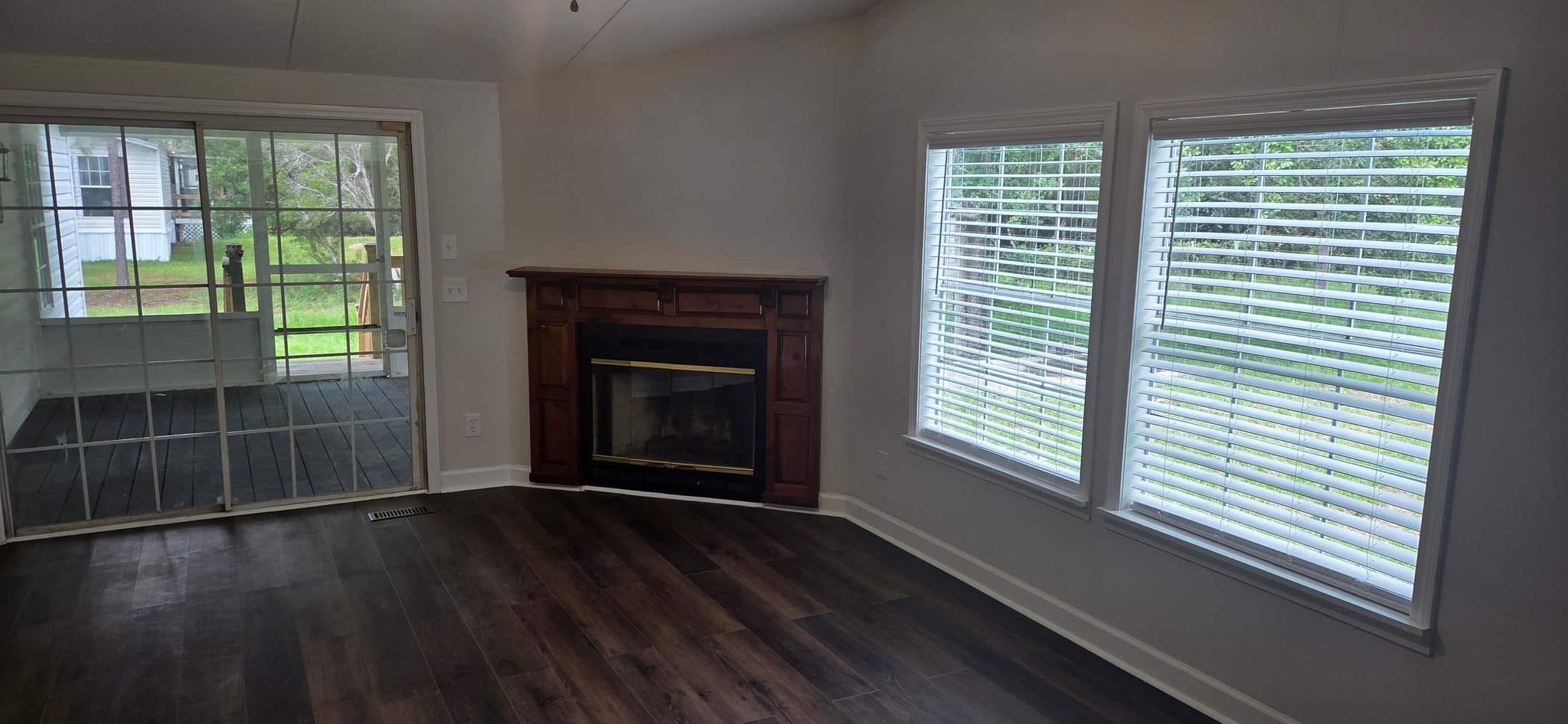 Ludowici House: 93 Huckaberry Ln NE