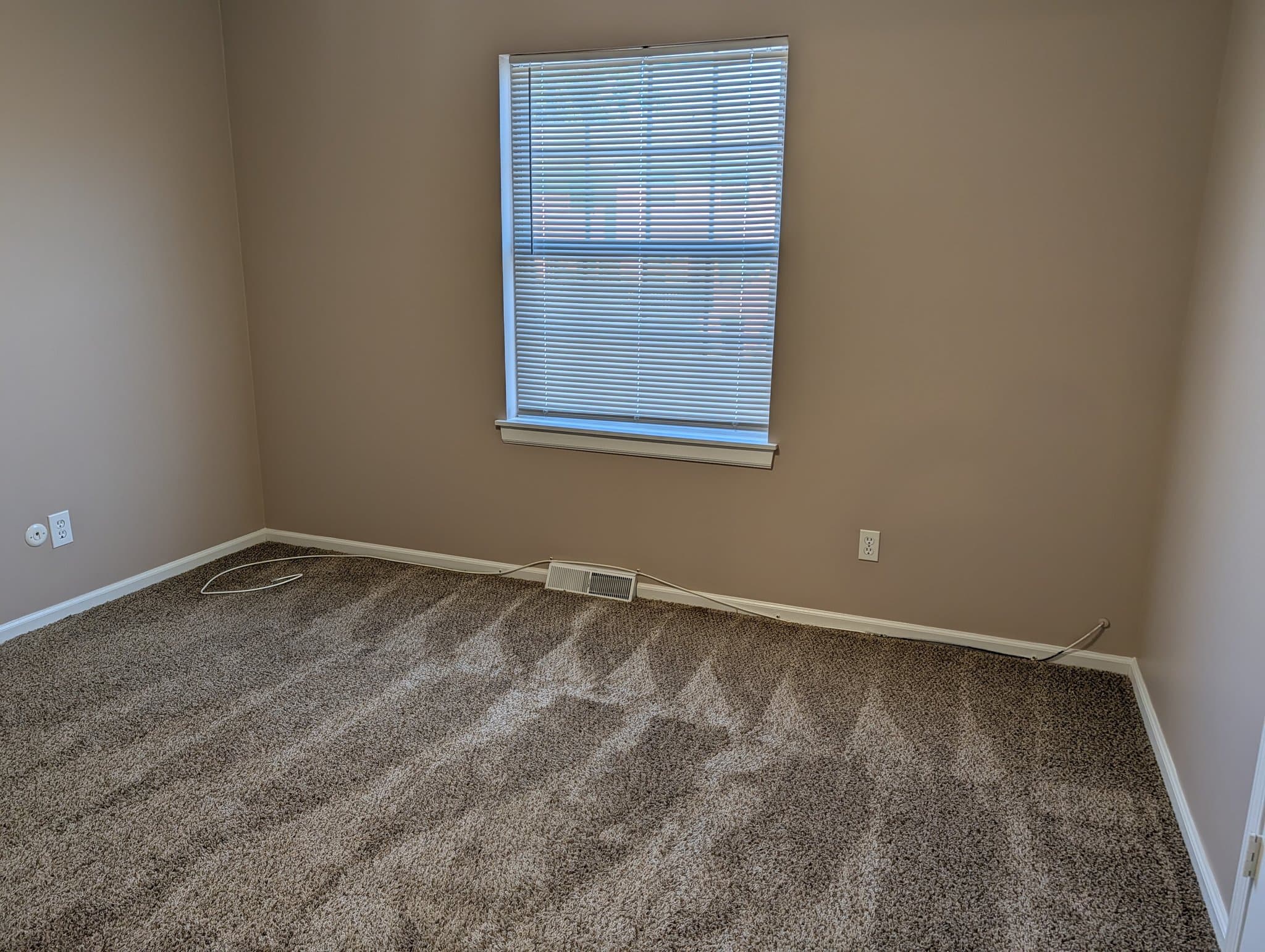 Grandview Townhome: 6607 E 128th St