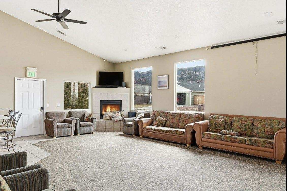 Parowan House: 2293 West 475 South