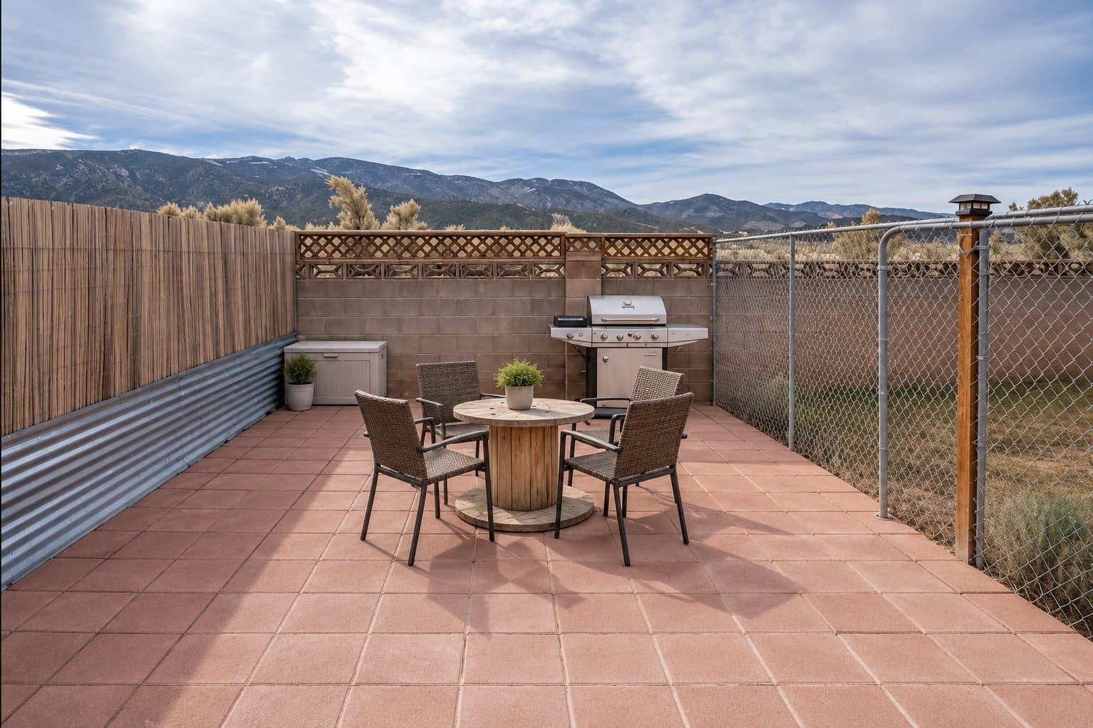 Parowan House: 2293 West 475 South