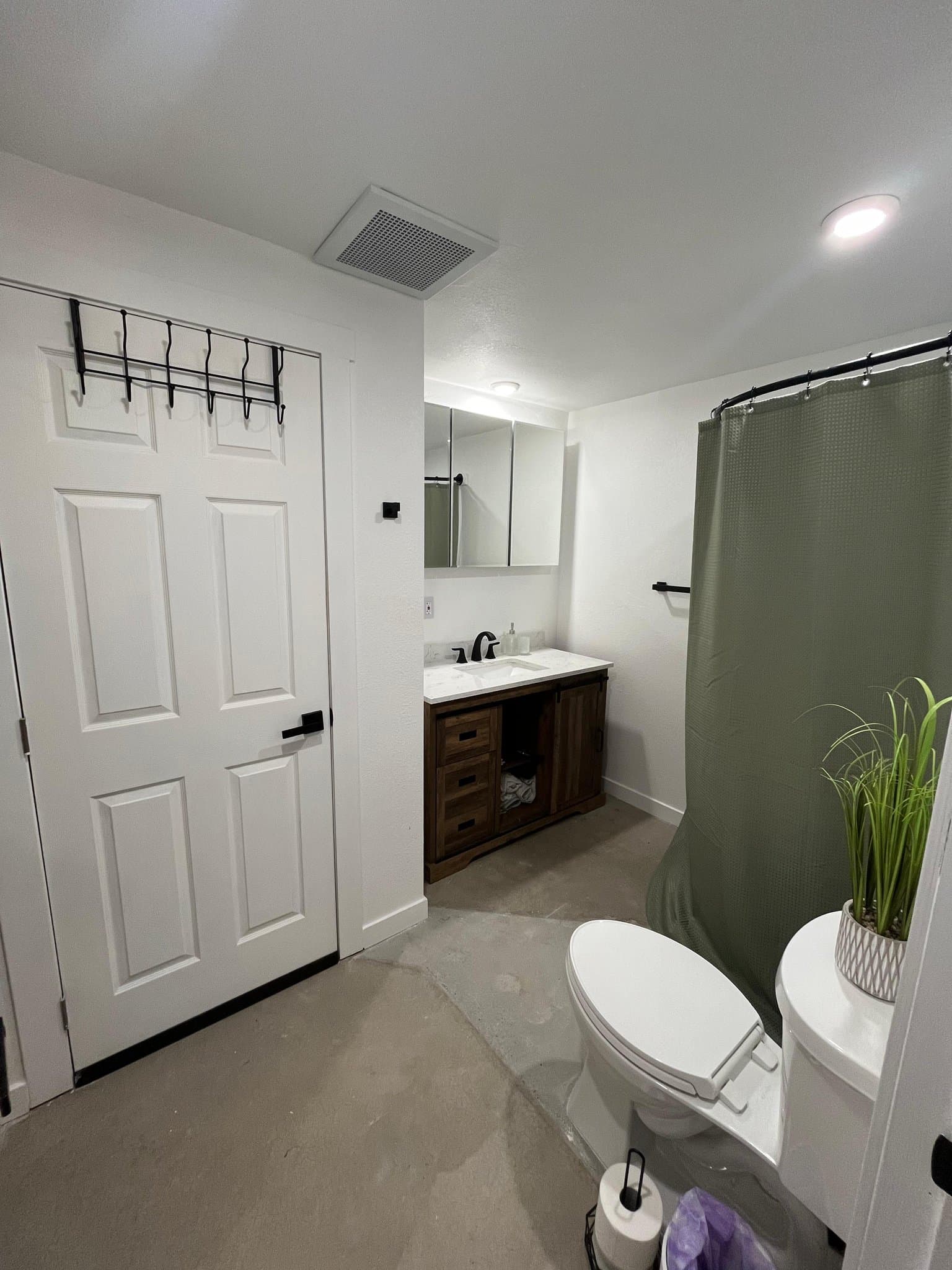 Coeur D Alene Single Room: 3702 N Belmont RD