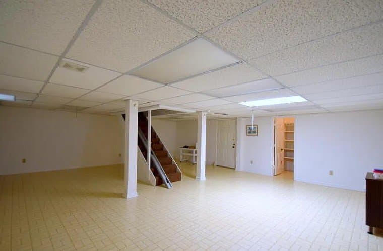 Louisville House: 614 Stivers Rd