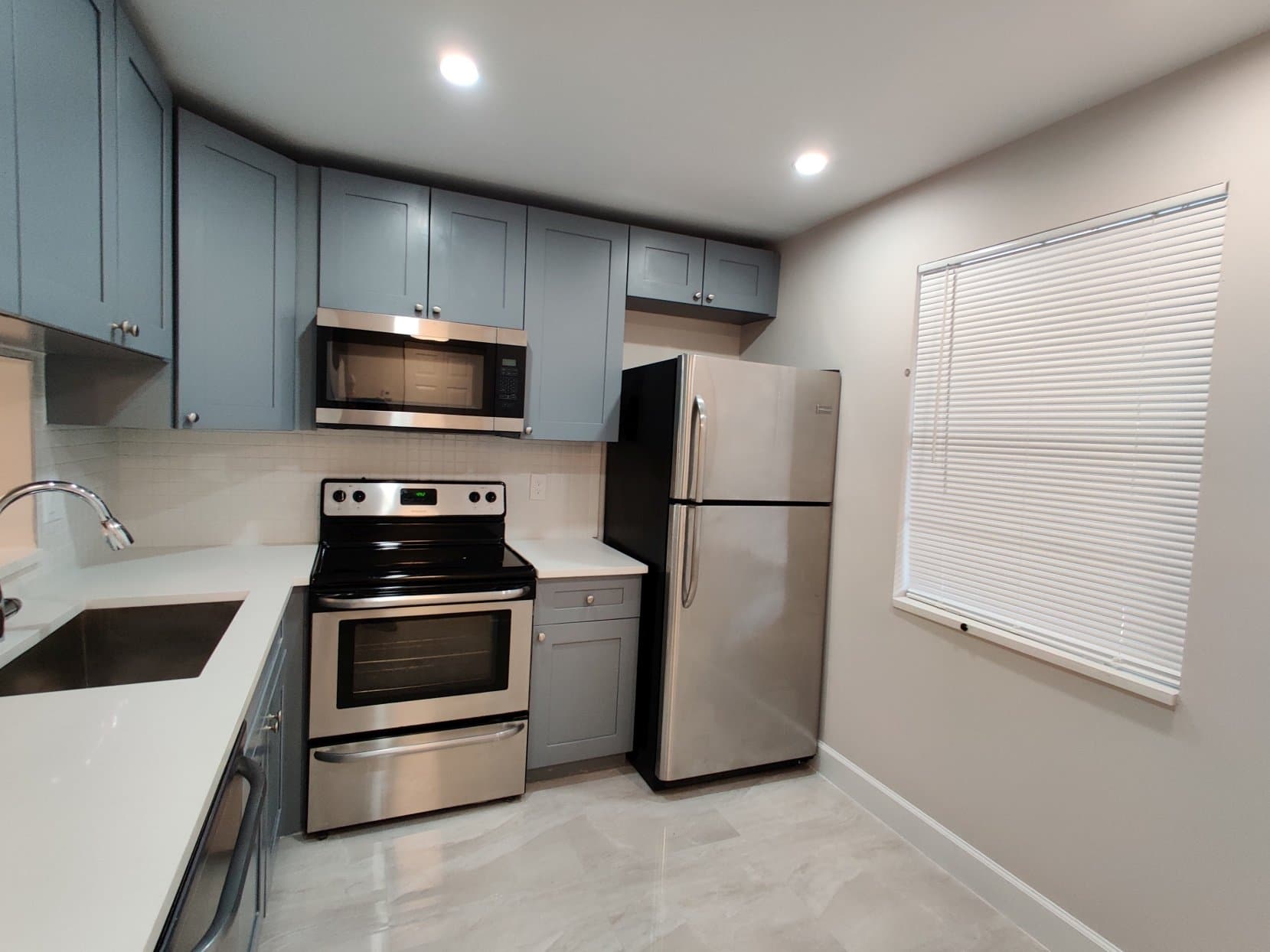 CORAL SPRINGS Condo: 8750 ROYAL PALM BLVD