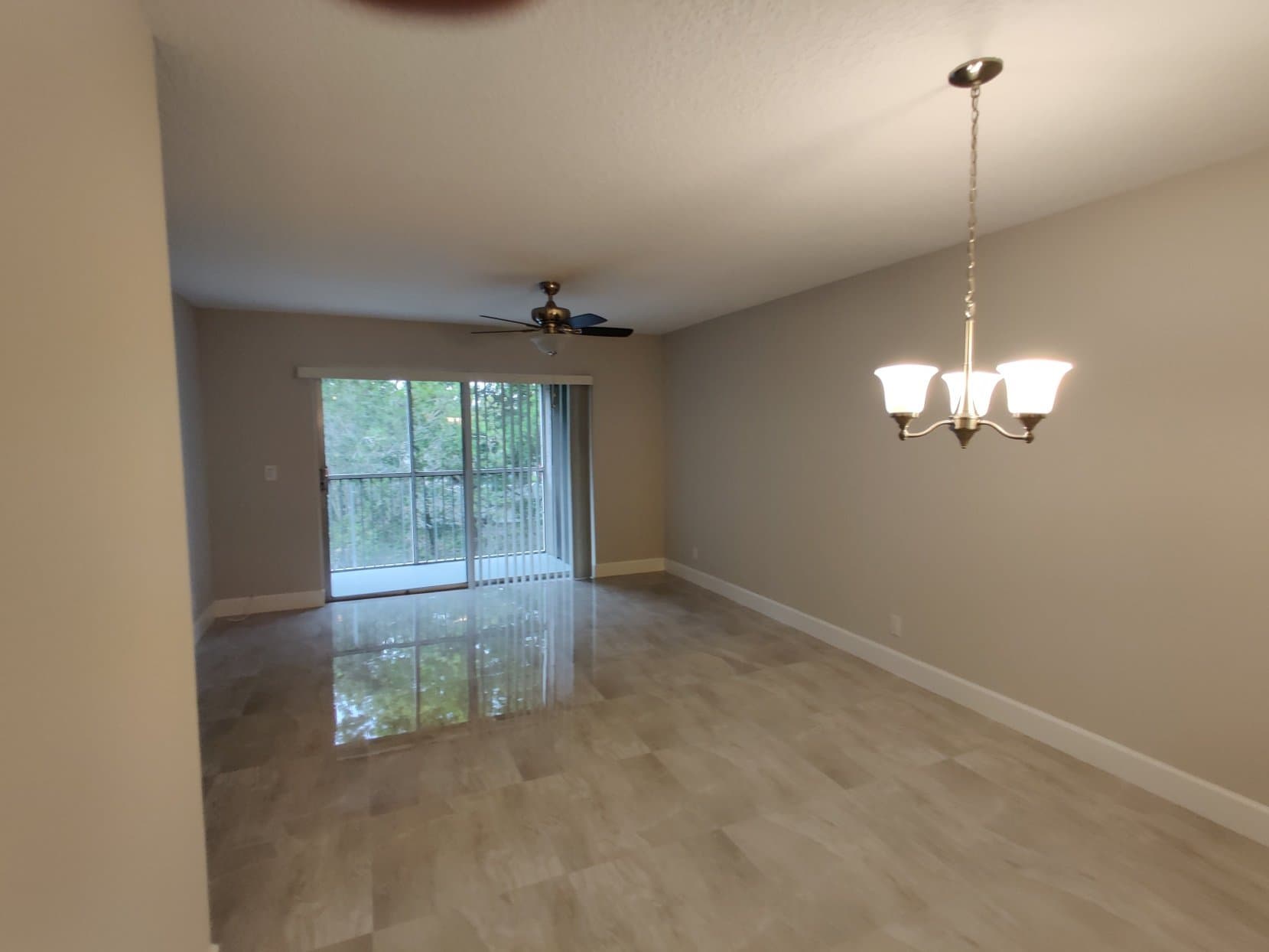 CORAL SPRINGS Condo: 8750 ROYAL PALM BLVD