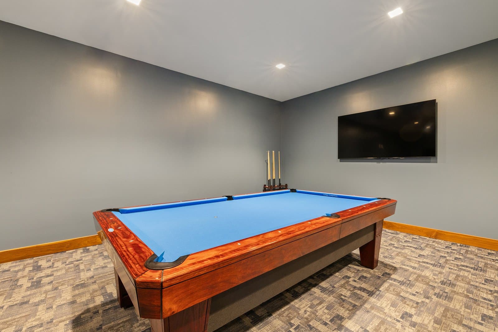 Honolulu Condo: 1555 Kapiolani Blvd.,