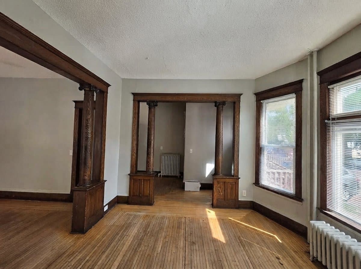 Minneapolis Multiplex: 1414 Golden Valley Rd