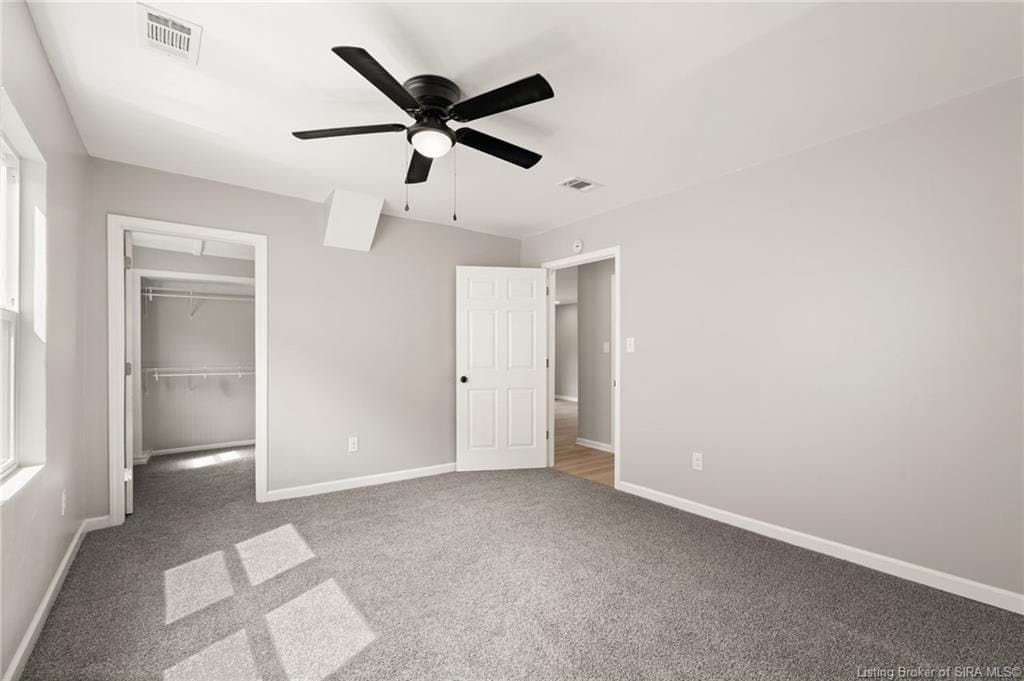 Jeffersonville House: 904 Fulton Street