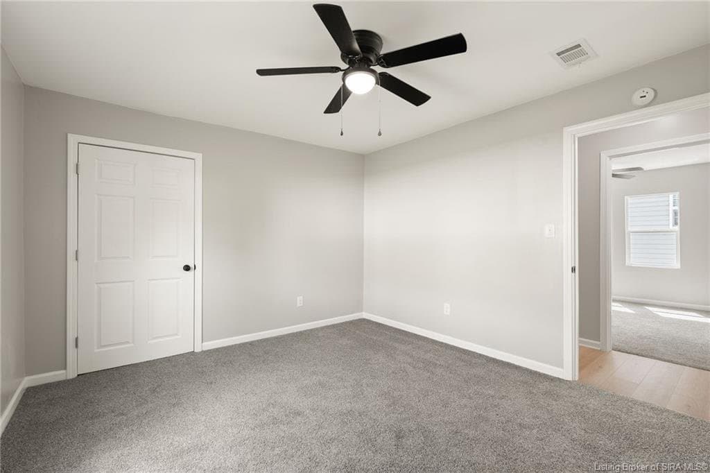 Jeffersonville House: 904 Fulton Street