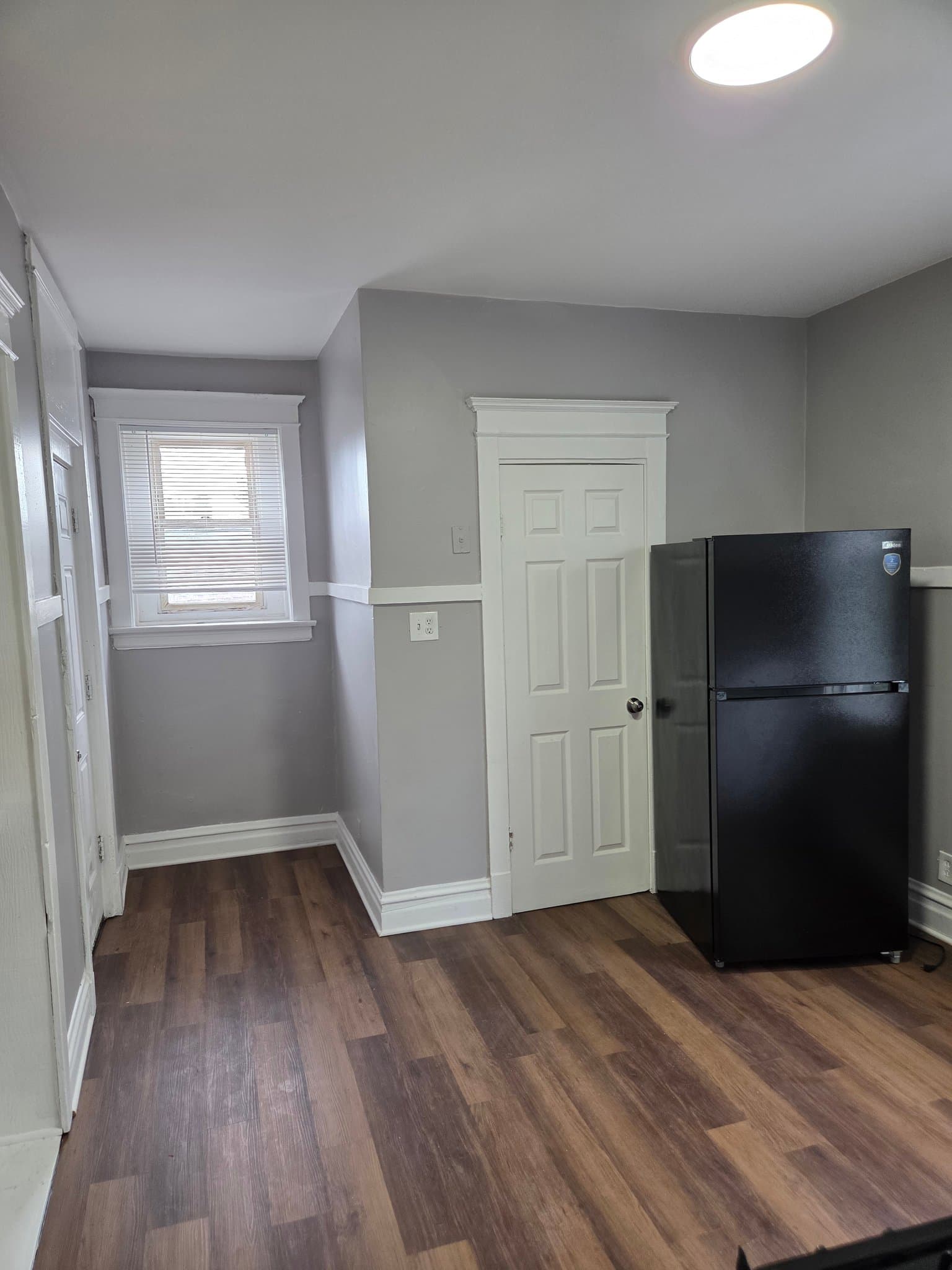 Chicago Apartment: 1843-45 West 54th Street