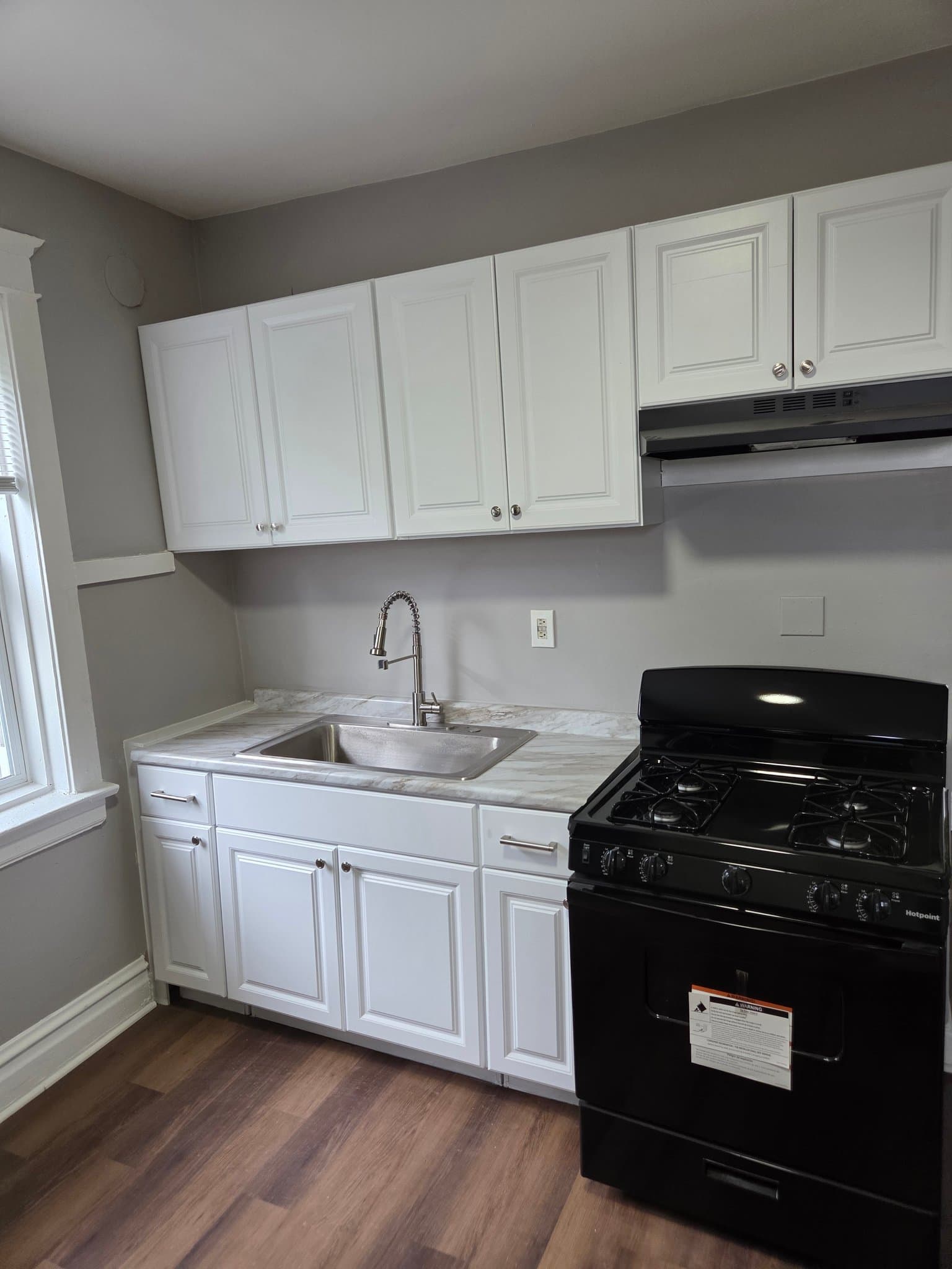 Chicago Apartment: 1843-45 West 54th Street