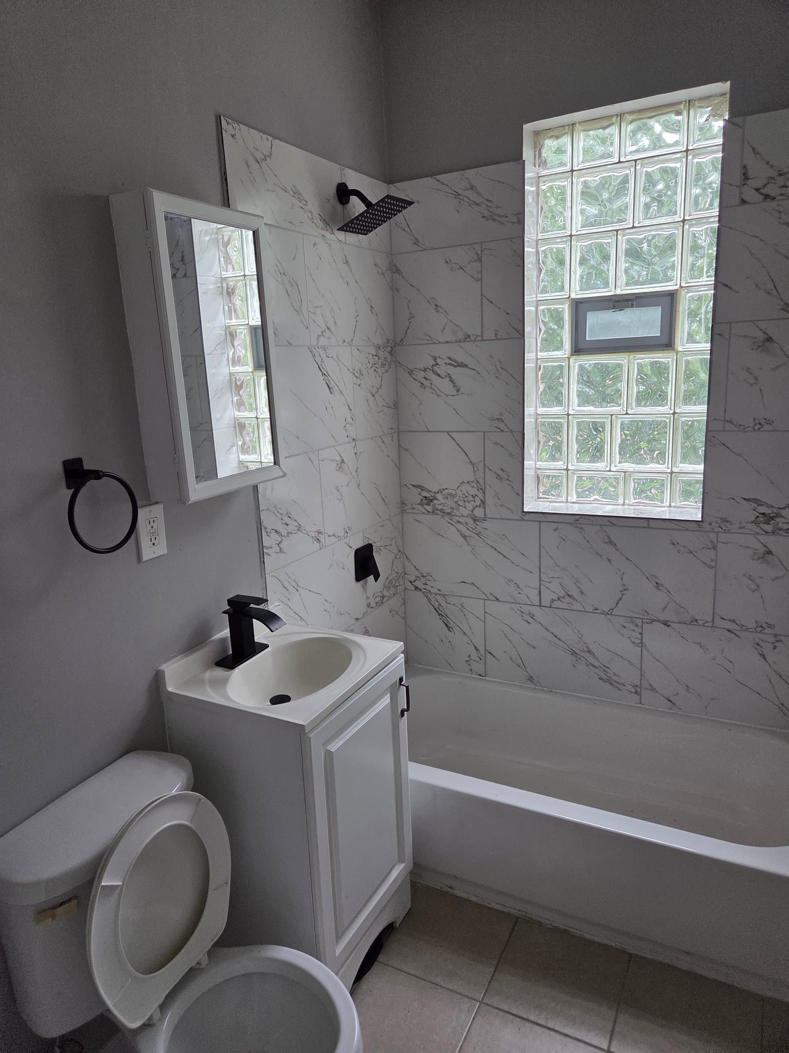Chicago Apartment: 1843-45 West 54th Street