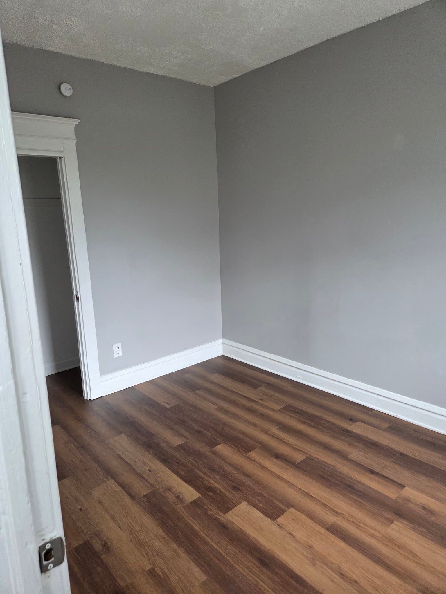 Chicago Apartment: 1843-45 West 54th Street