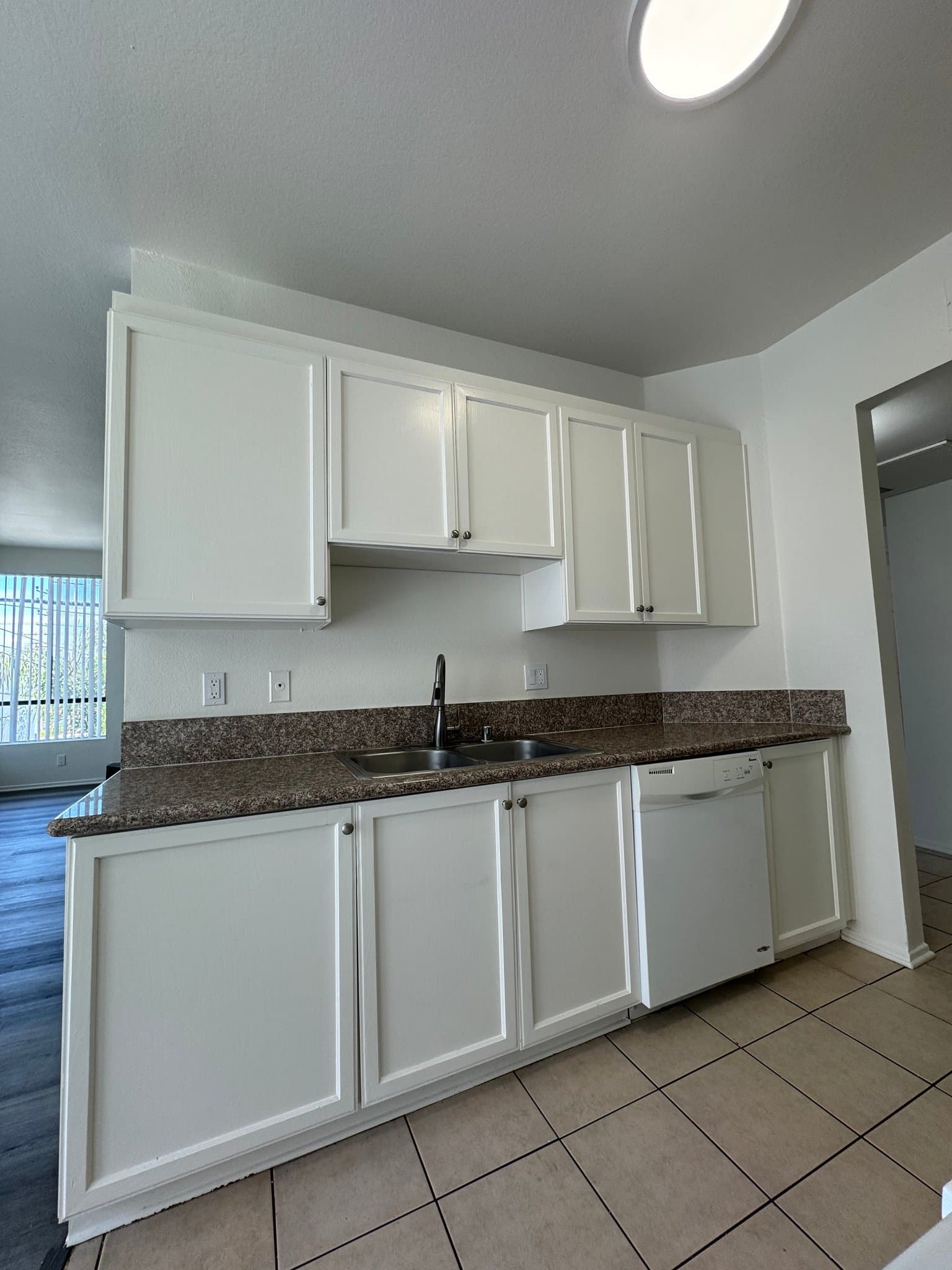Studio City Condo: 4343 Whitsett Ave