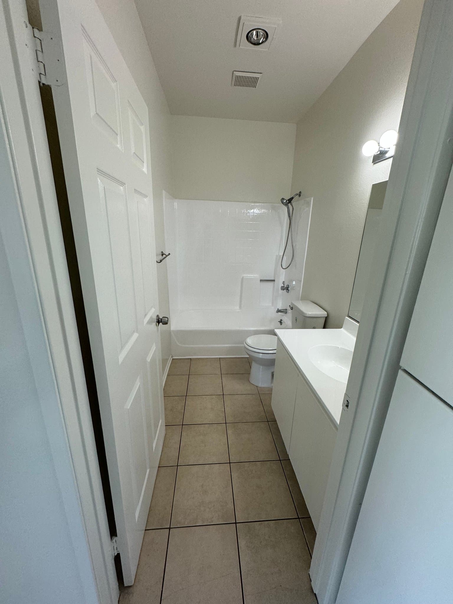Studio City Condo: 4343 Whitsett Ave