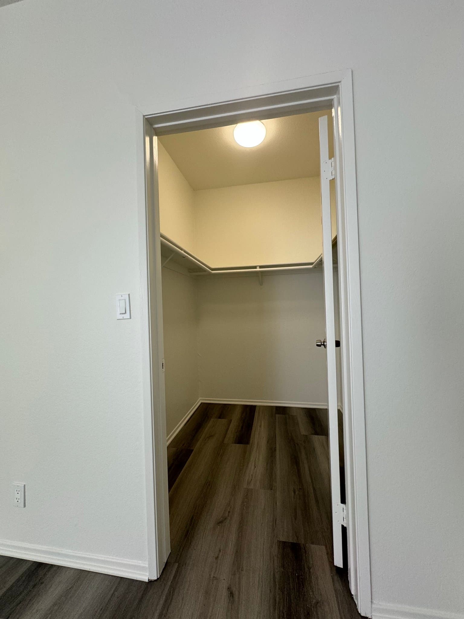 Studio City Condo: 4343 Whitsett Ave