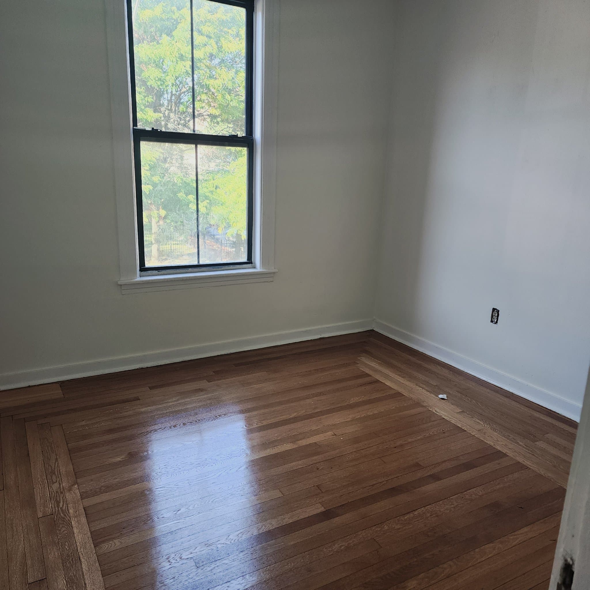 Worcester Apartment: 43 Austin St
