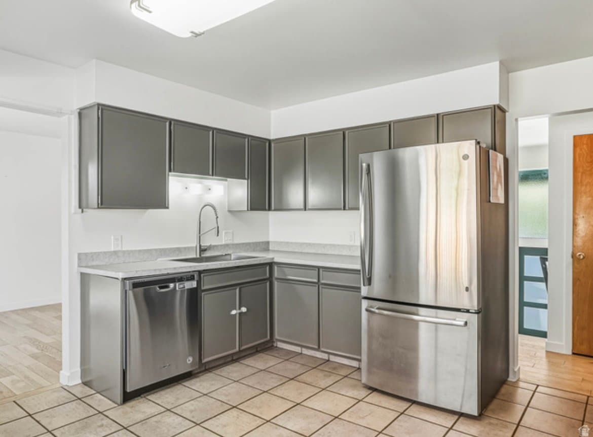 Salt Lake City Single Room: 2036 E Highland View Circle