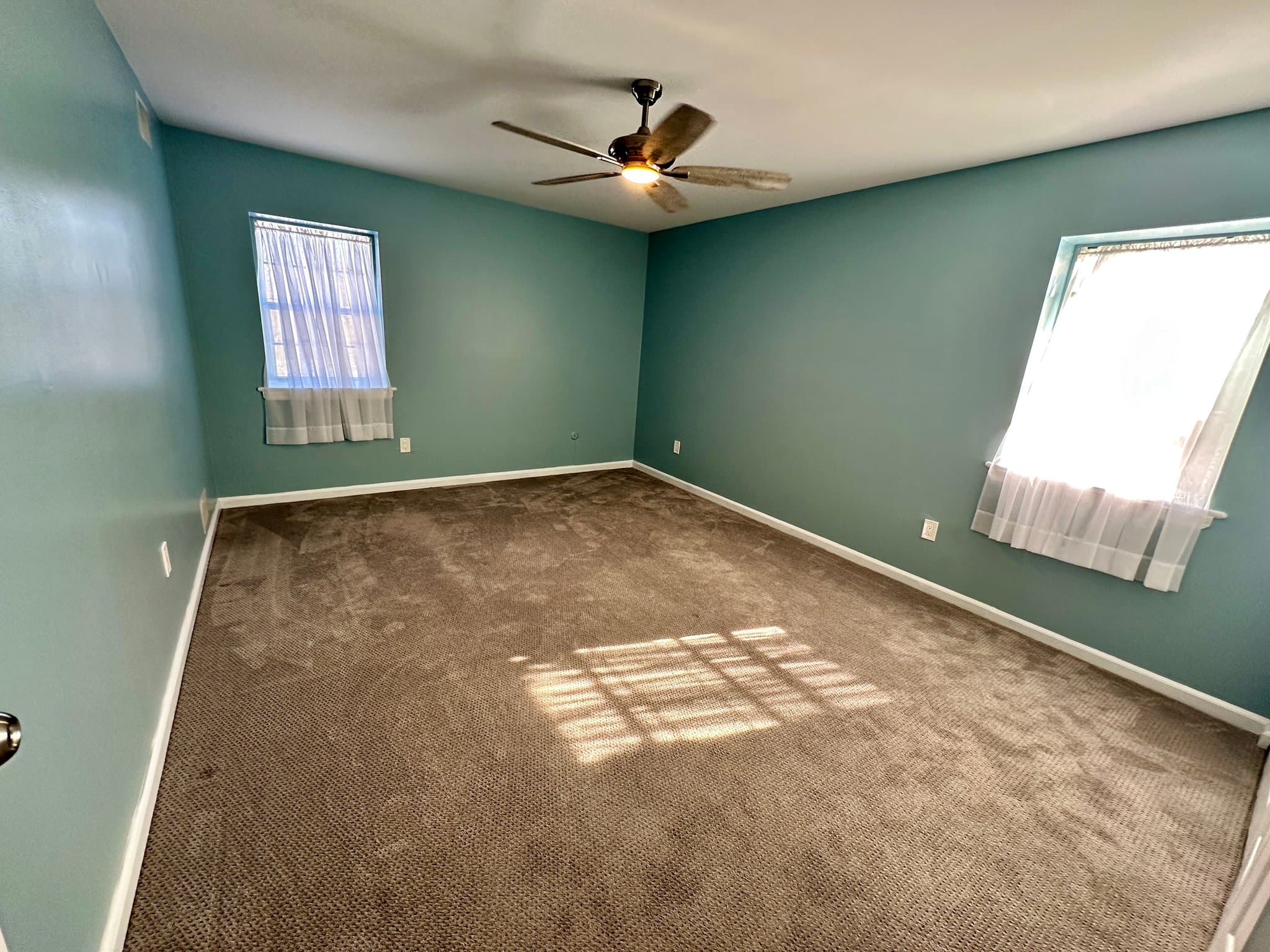 Oradell Condo: 358 Maple Ave.