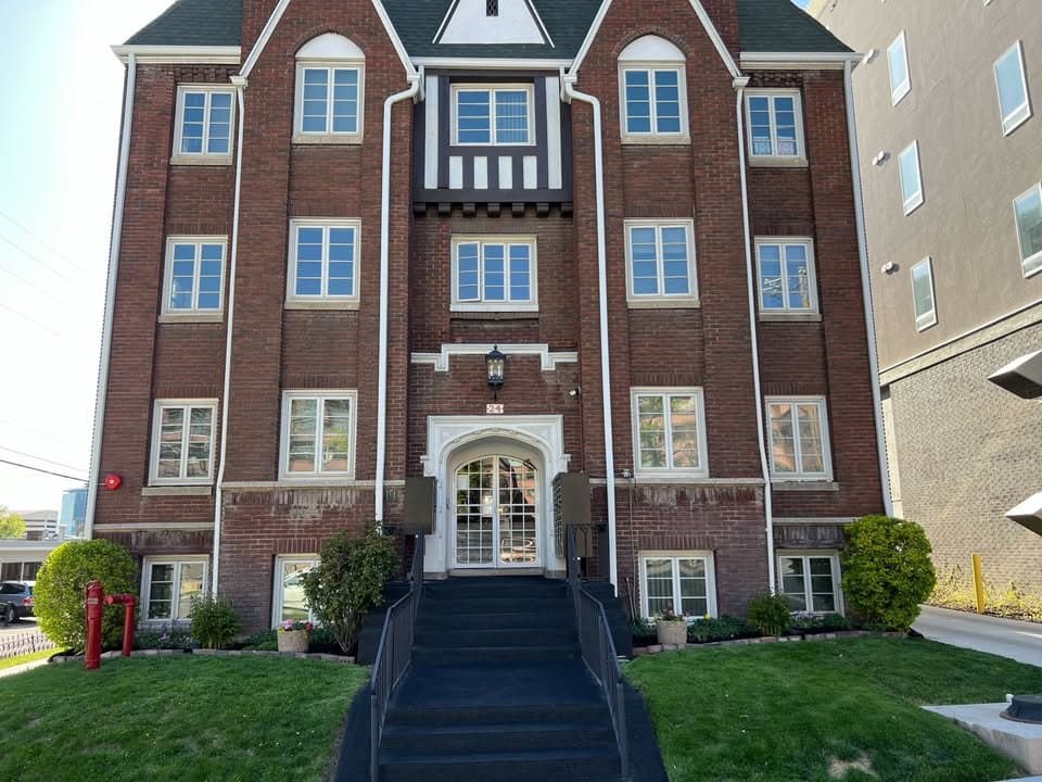 Salt Lake City Apartment: 24 S 500 E