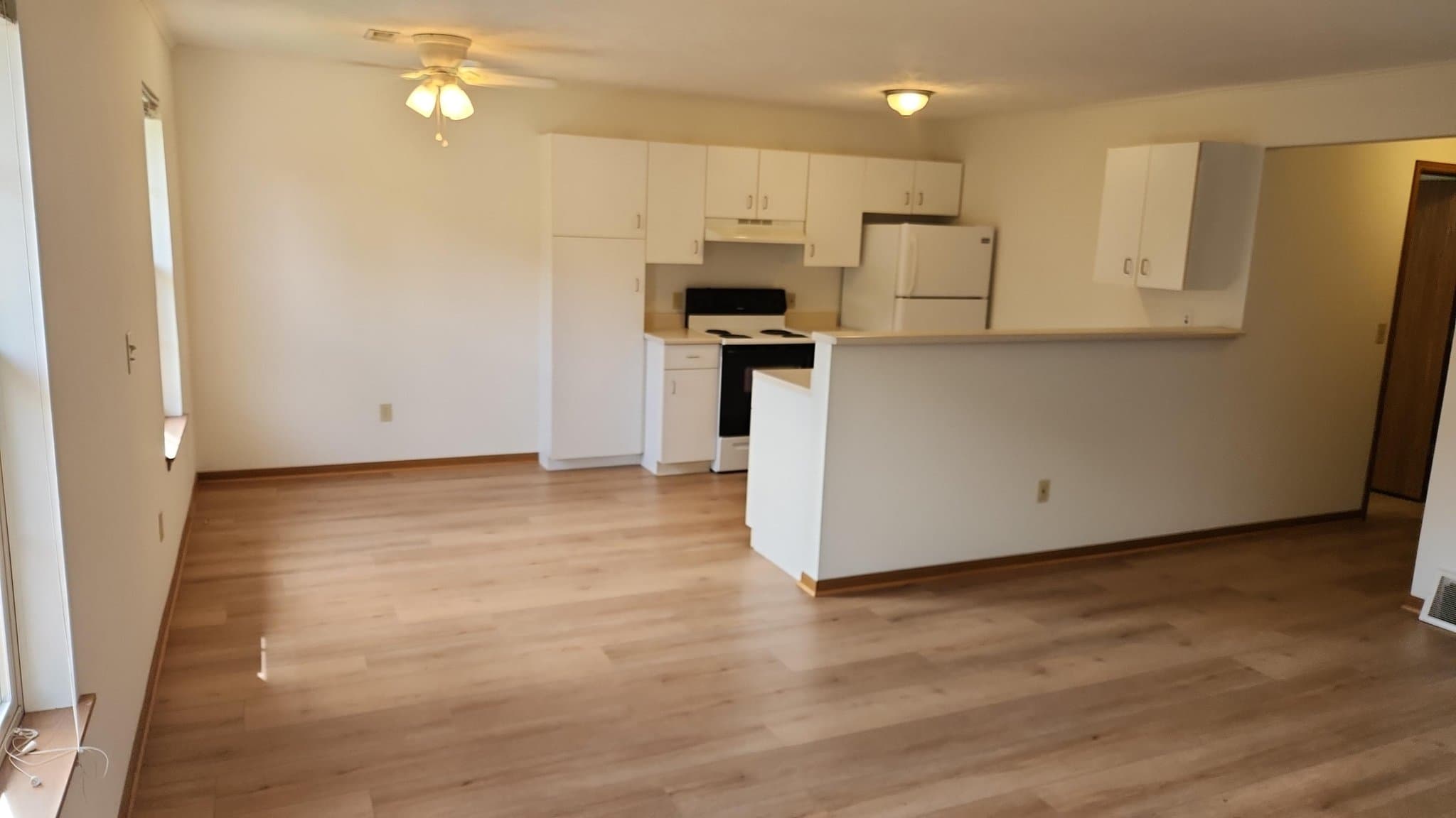 Elkhorn Apartment: 625 N Jackson St