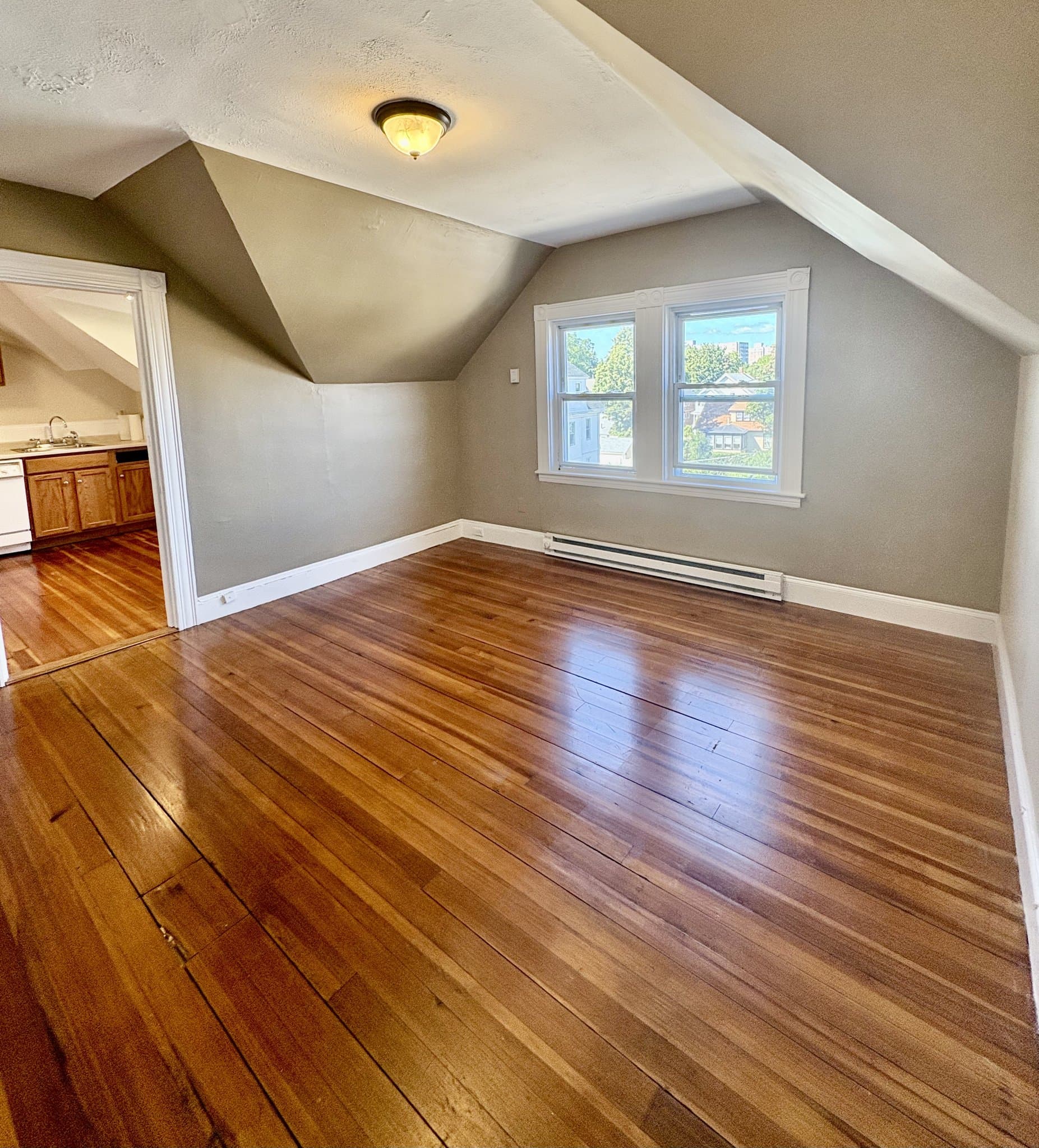 Quincy Multiplex: 137 Whitwell St 3